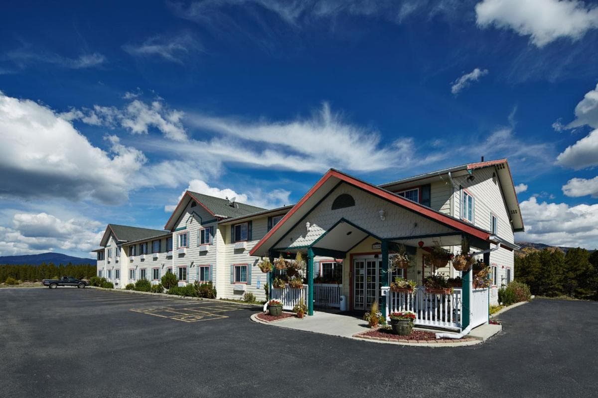 Columbine Inn and Suites featured exterior or lobby in Leadville, CO — similar hotel