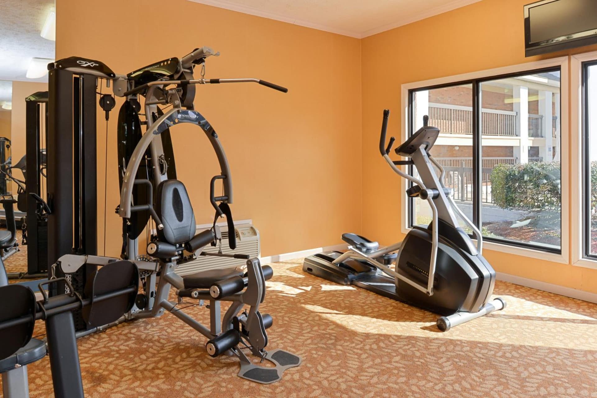 Quality Inn & Suites Fayetteville I-95 gallery photo in Fayetteville, NC — image 13
