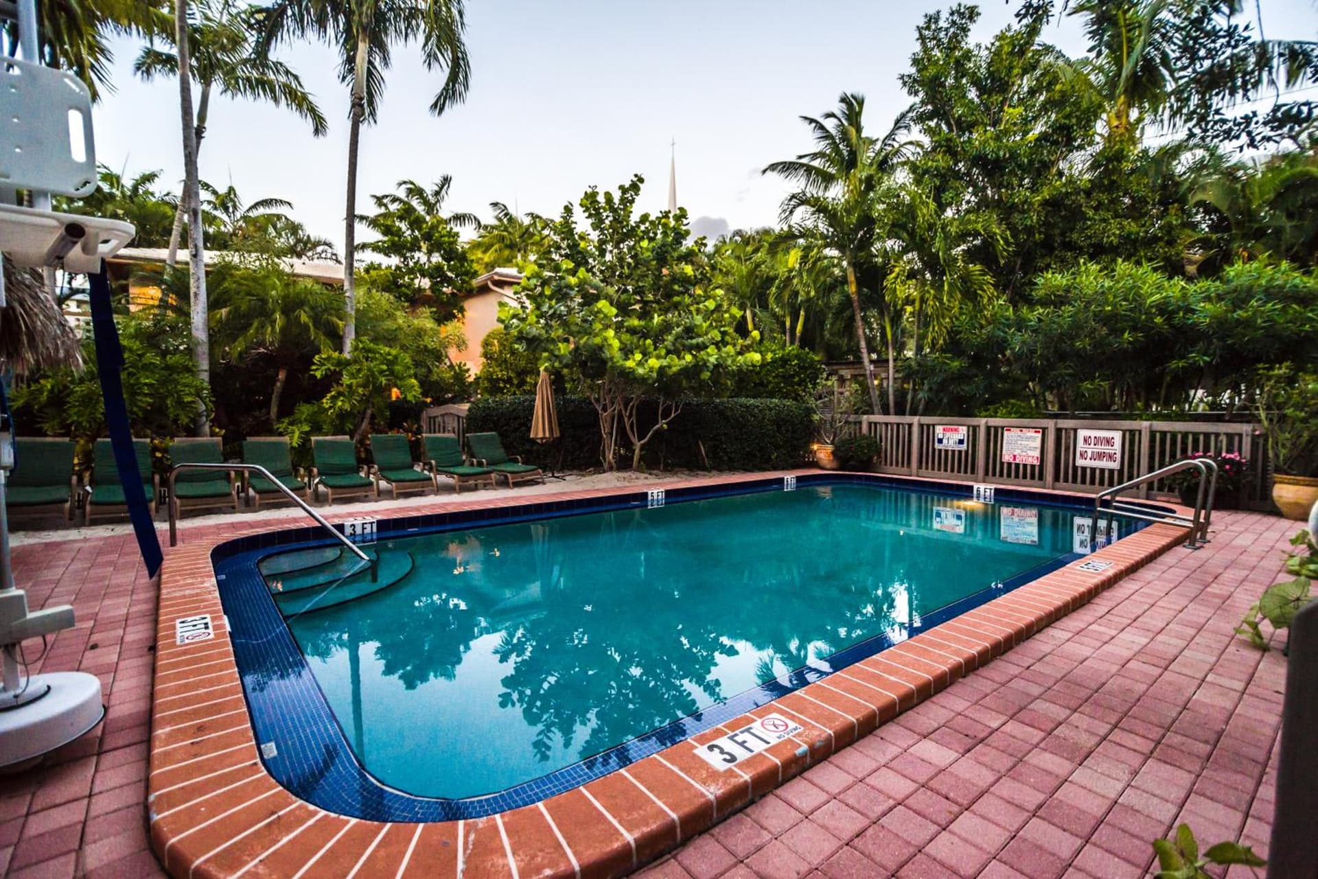 Crane's Beach House Boutique Hotel & Luxury Villas property views in Delray Beach, FL — gallery photo 3