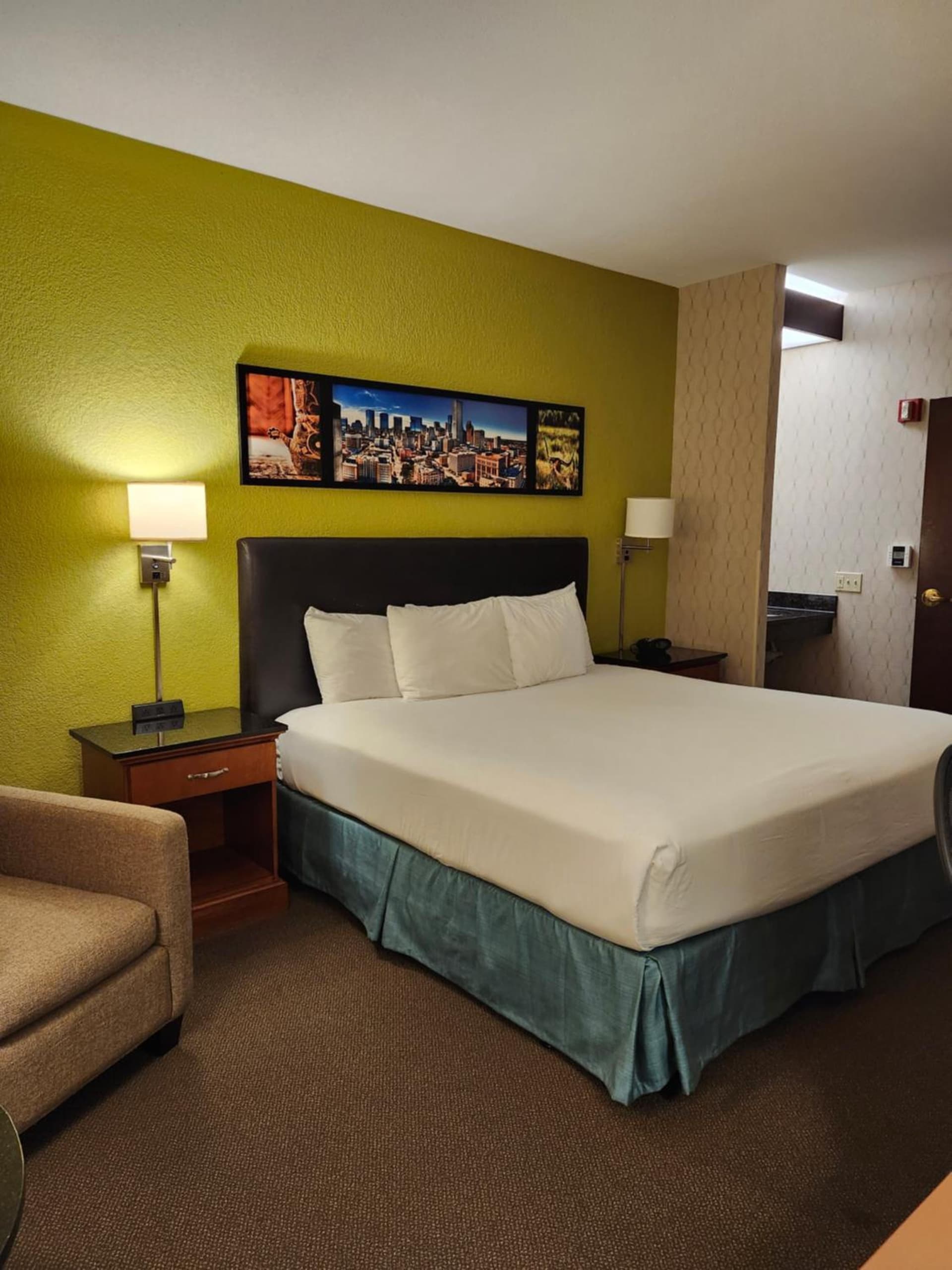 Heritage Inn Suites Houston Sugar Land, Trademark by Wyndham gallery photo in Sugar Land, TX — image 6