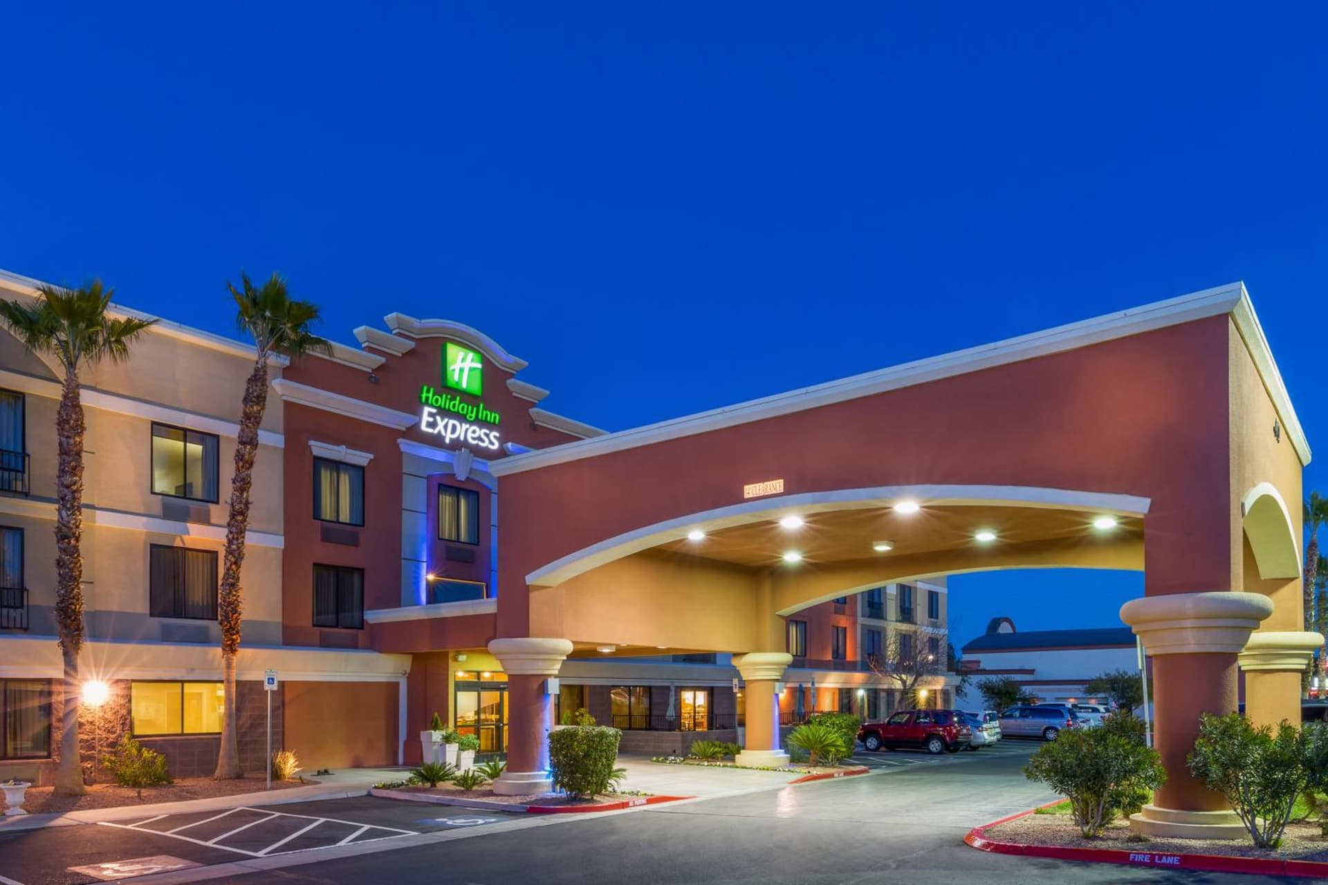 Holiday Inn Express Hotel and Suites - Henderson by IHG interior in Las Vegas, NV — gallery photo 2
