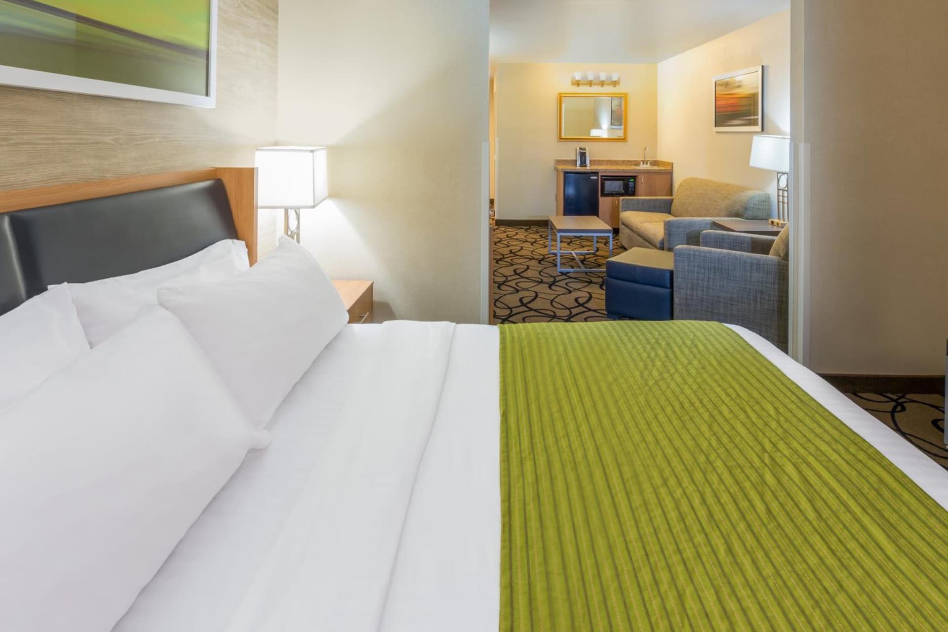 Holiday Inn Express Hotel and Suites - Henderson by IHG gallery photo in Las Vegas, NV — image 27