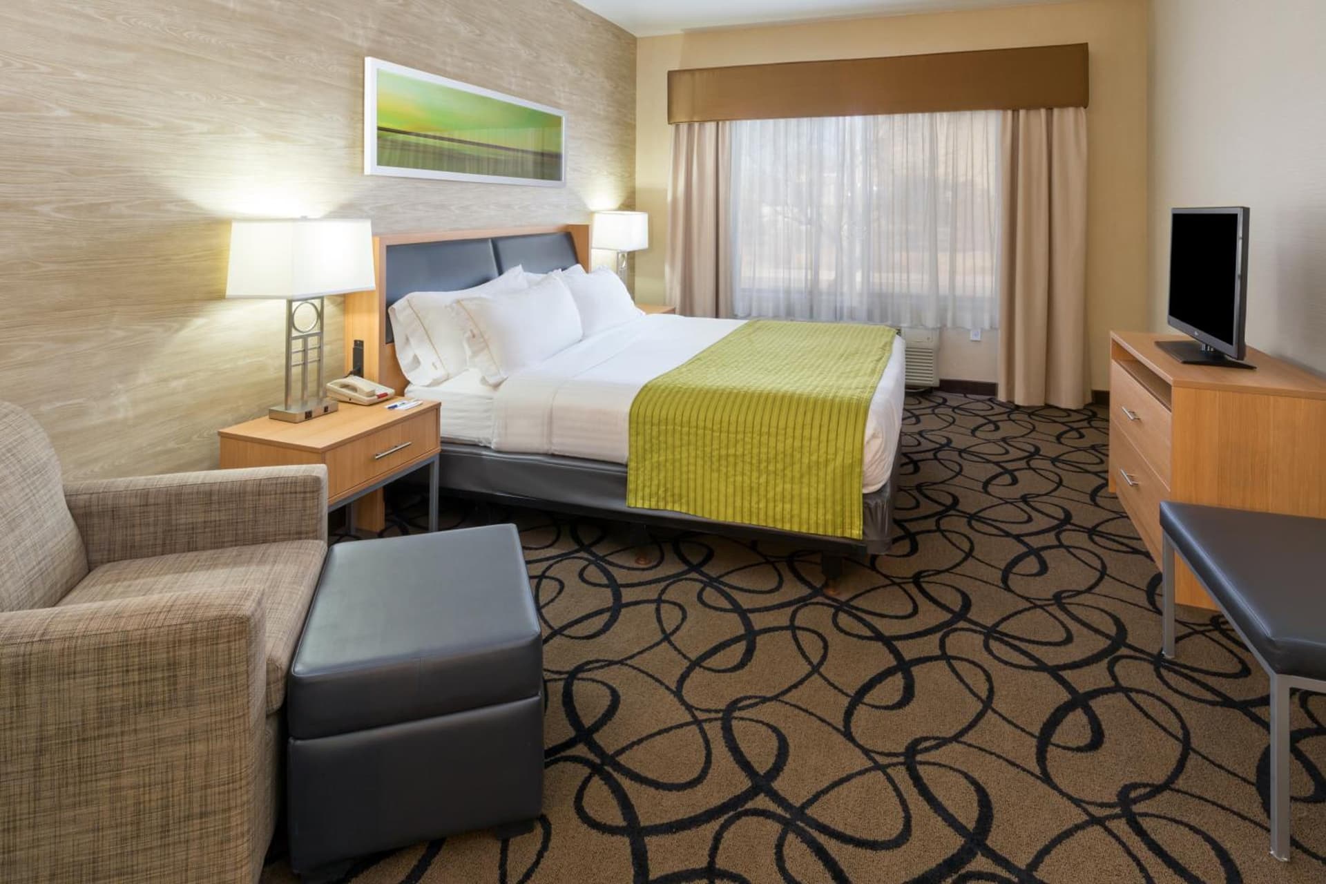 Holiday Inn Express Hotel and Suites - Henderson by IHG gallery photo in Las Vegas, NV — image 18