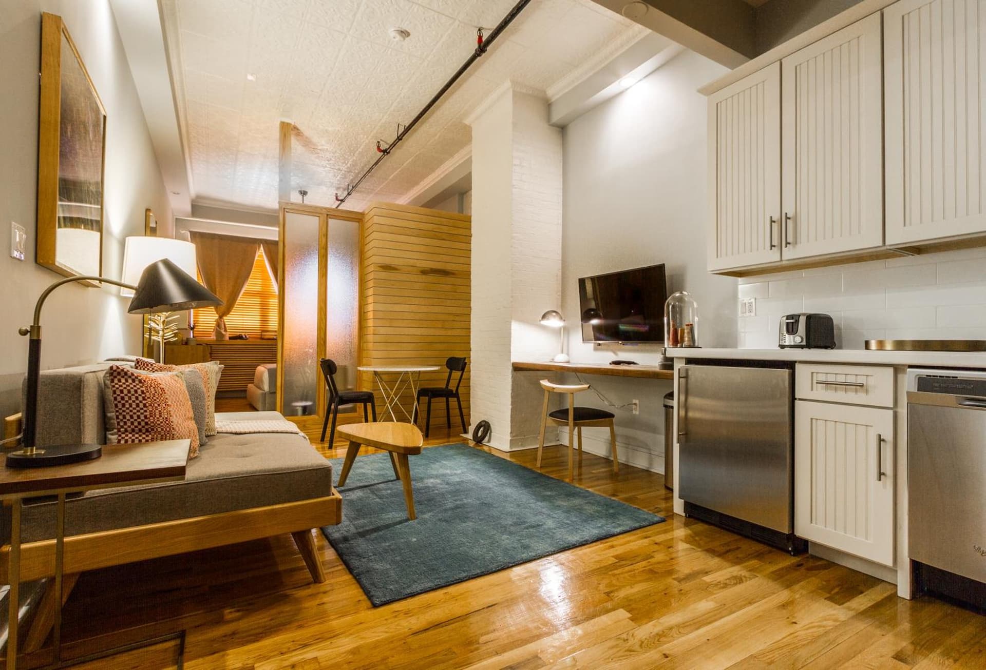 Franklin Guesthouse gallery photo in Brooklyn, NY — image 29