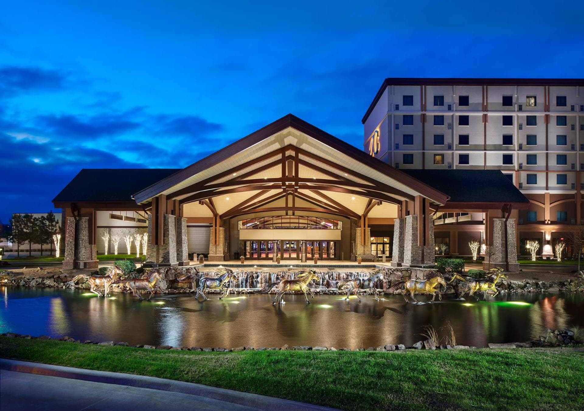 Choctaw Casino & Resort Pocola, Trademark Coll by Wyndham interior in Pocola, OK — gallery photo 2