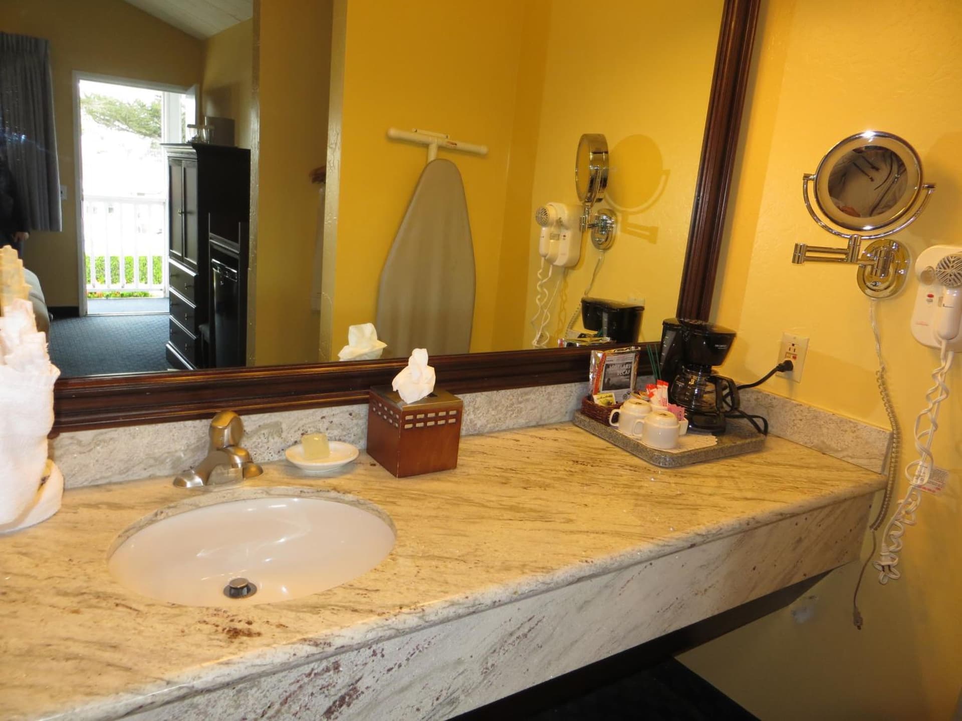 Monterey Bay Lodge gallery photo in Monterey, CA — image 37