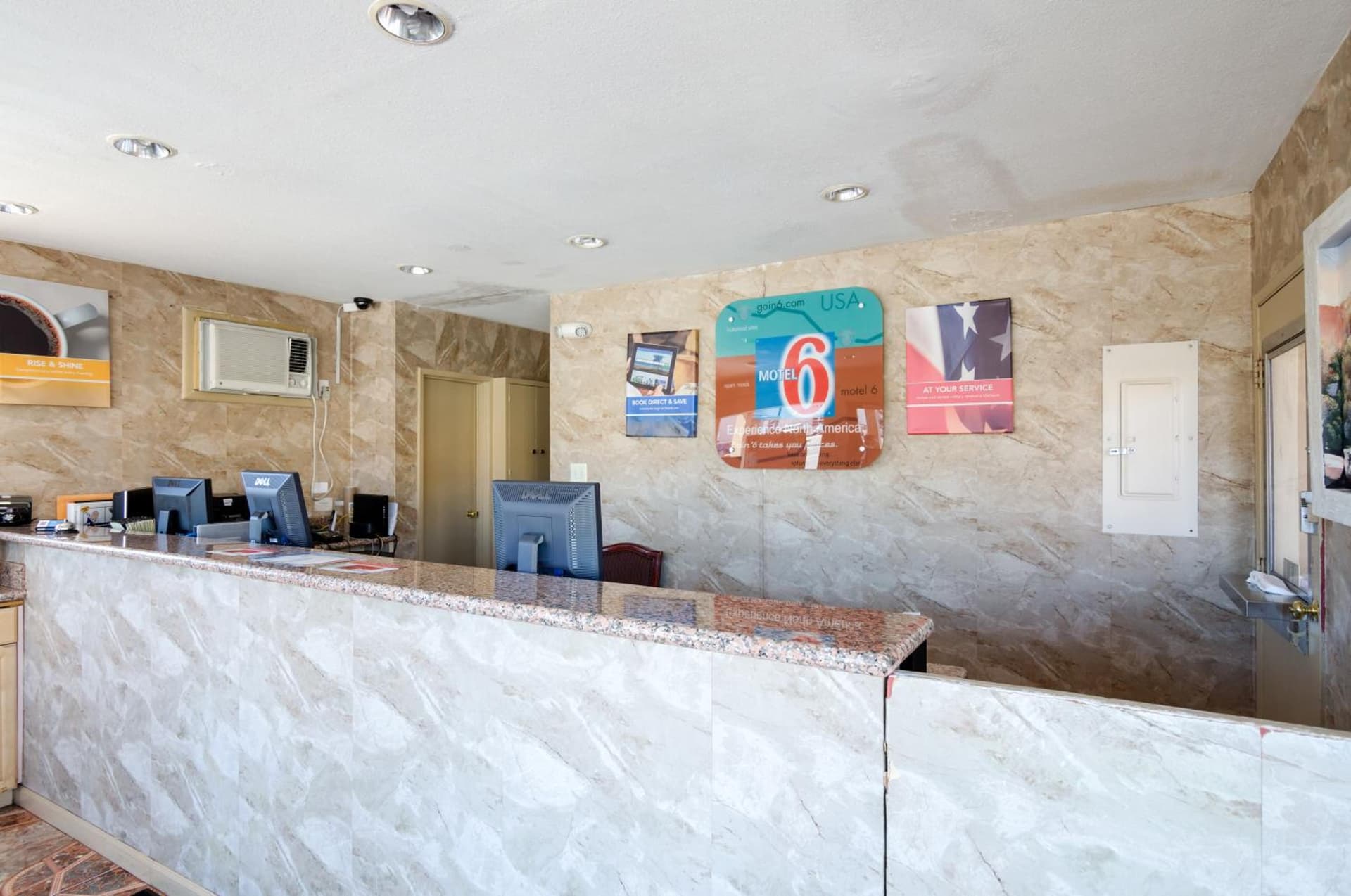 Motel 6-Santa Fe, NM - Downtown gallery photo in Santa Fe, NM — image 41