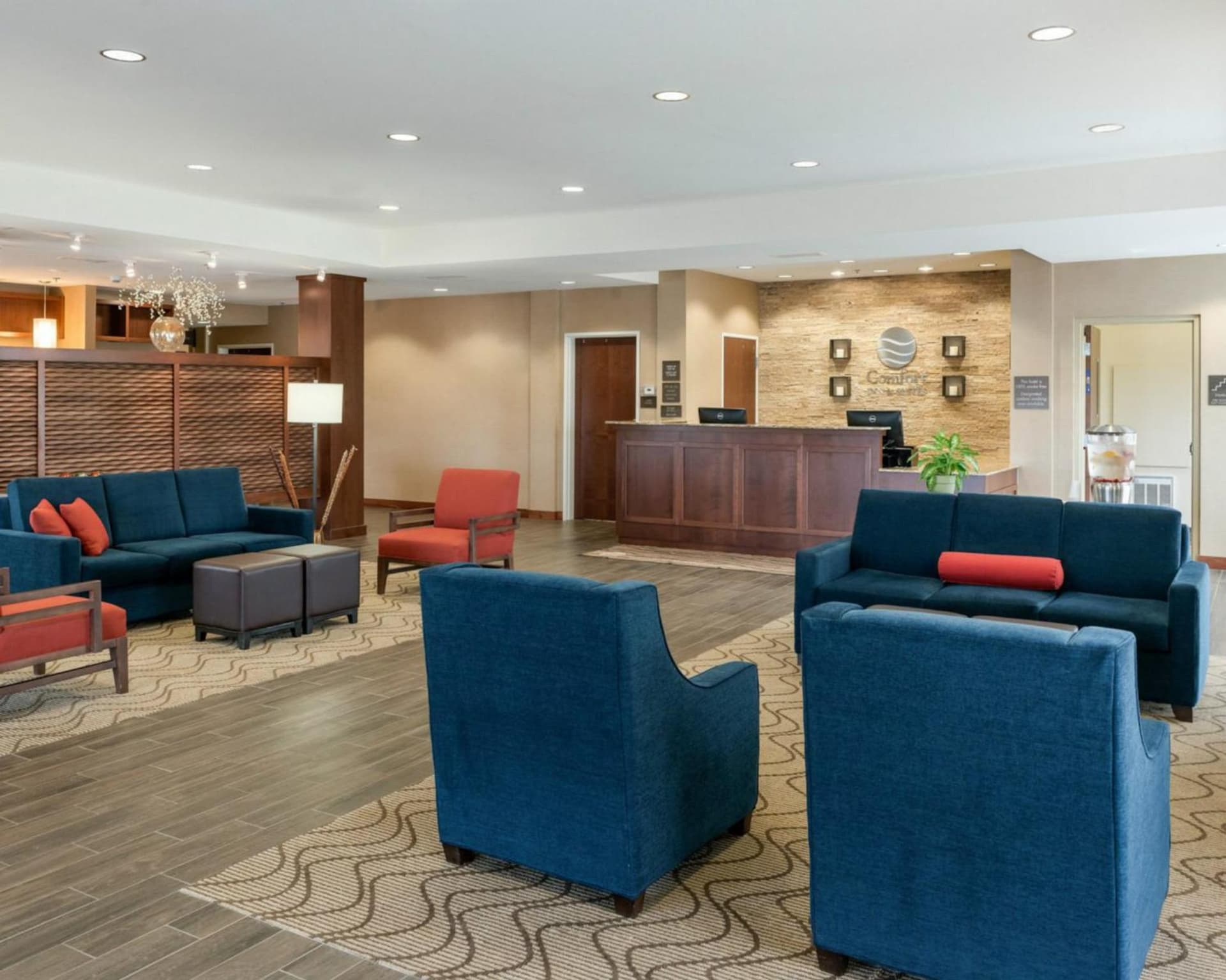Comfort Inn & Suites West - Medical Center gallery photo in Rochester, MN — image 8