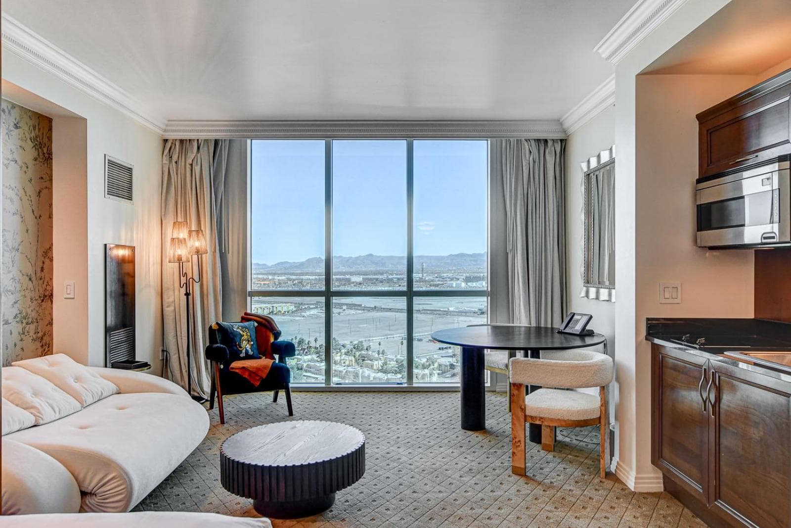 The Rosé at MGM Signature Studio Suite Tower 3 gallery photo in Paradise, NV — image 37