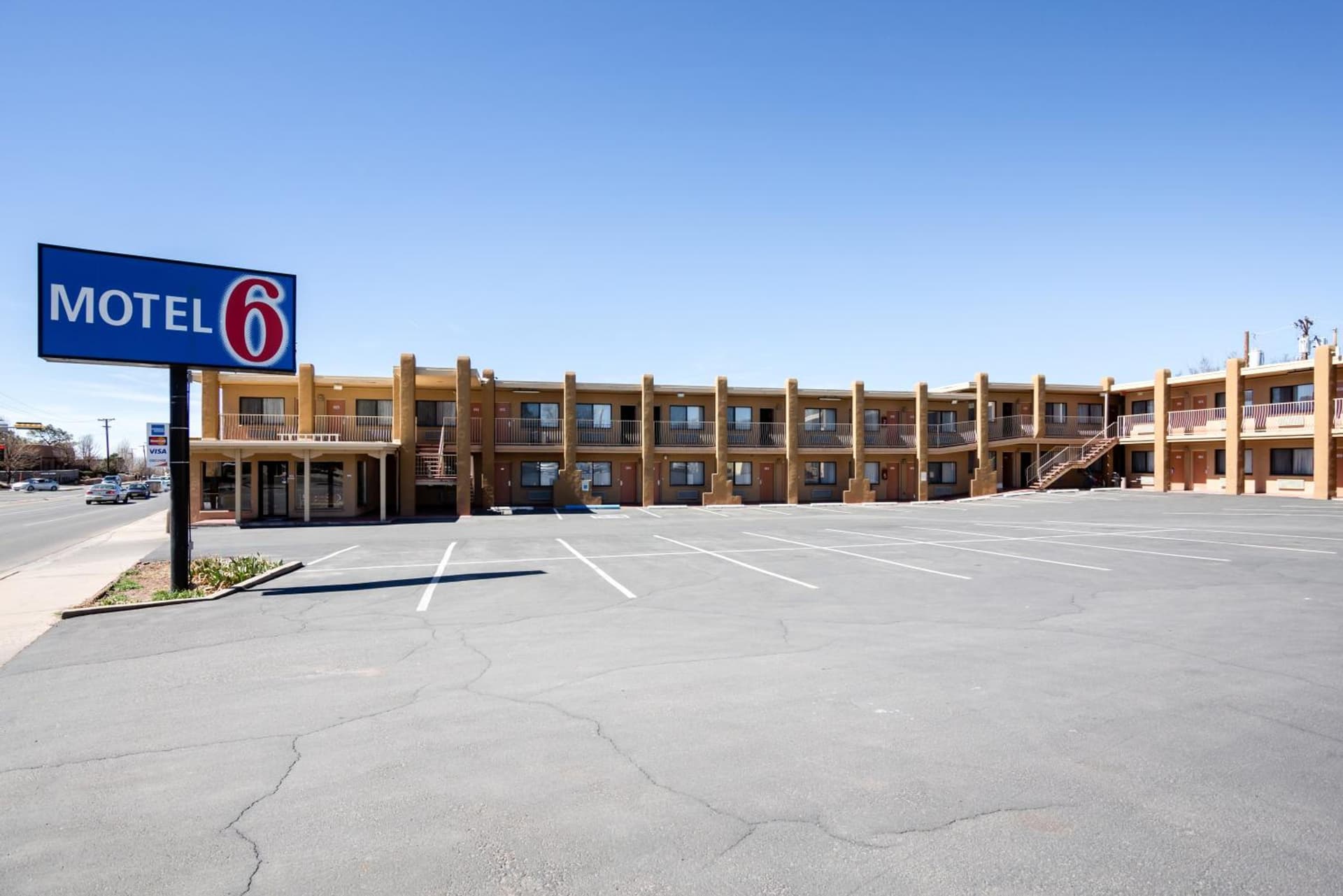 Motel 6-Santa Fe, NM - Downtown gallery photo in Santa Fe, NM — image 26