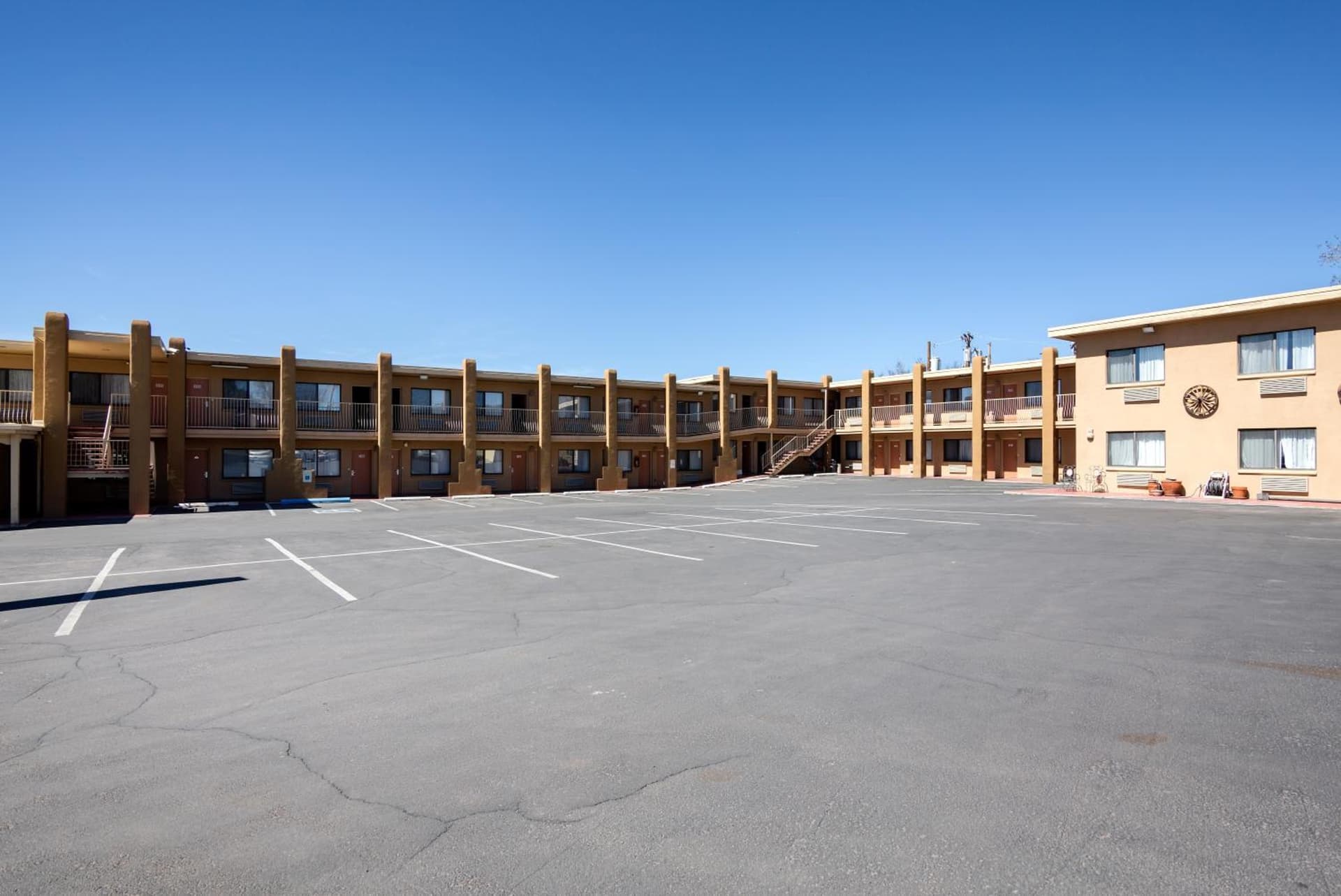 Motel 6-Santa Fe, NM - Downtown gallery photo in Santa Fe, NM — image 58