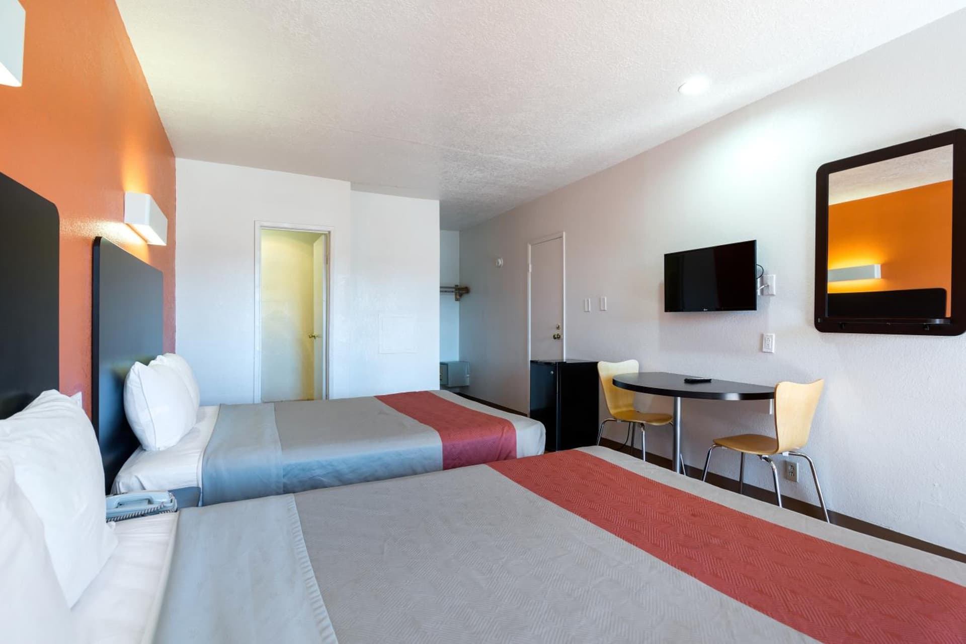 Motel 6-Santa Fe, NM - Downtown gallery photo in Santa Fe, NM — image 14