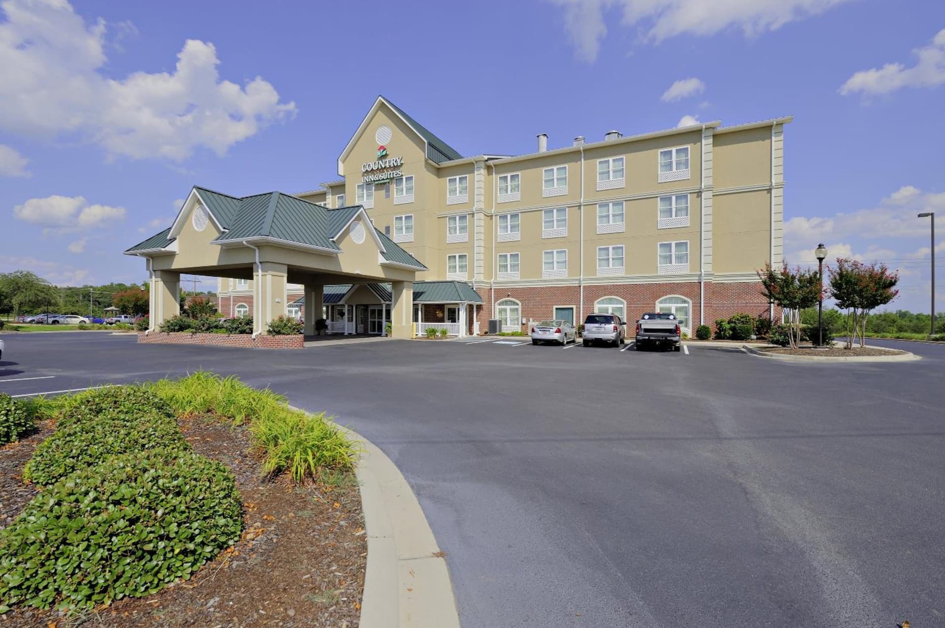 Spark by Hilton Orangeburg featured exterior or lobby in Orangeburg, SC — similar hotel