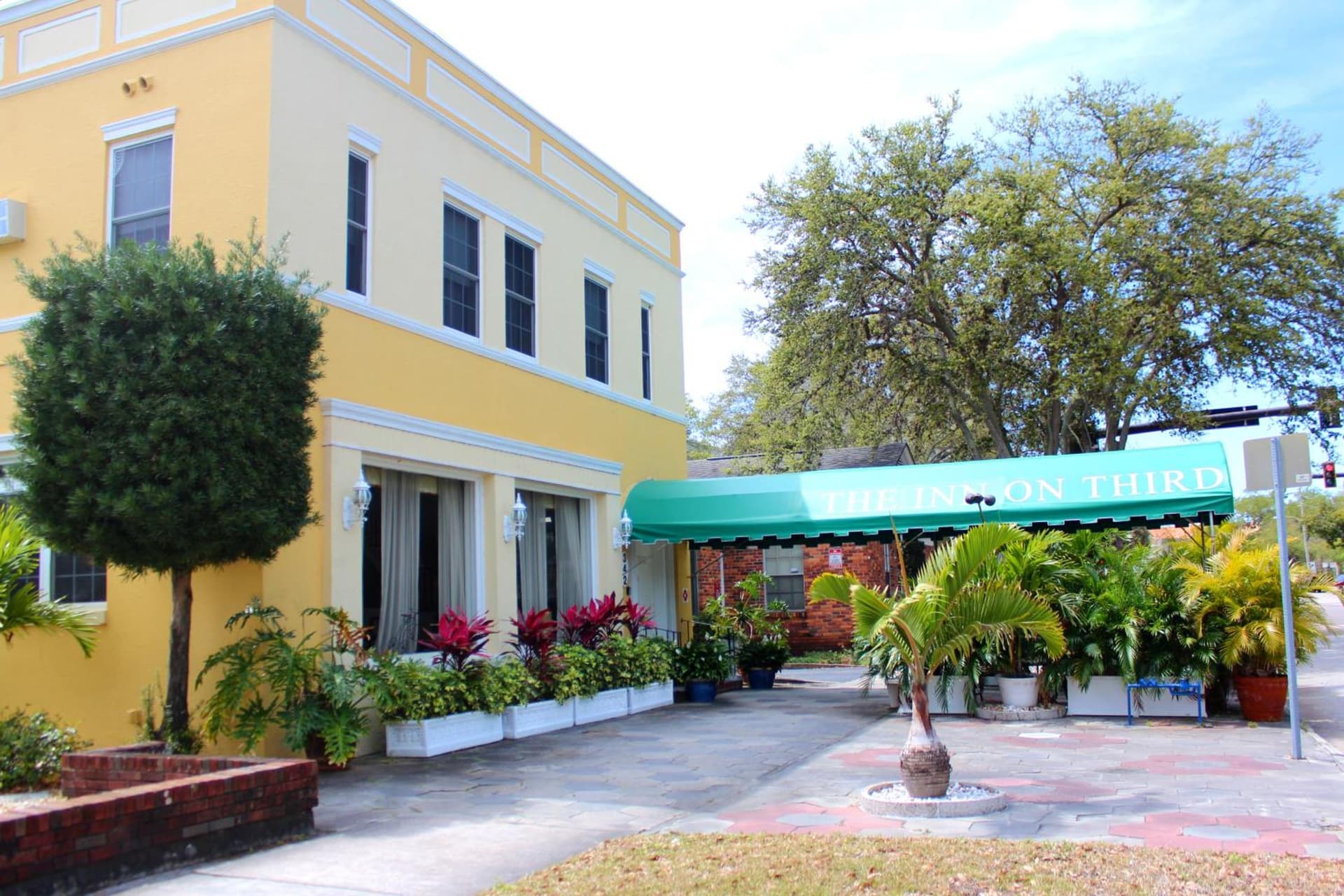 The Inn On Third featured exterior or lobby in St Petersburg, FL — similar hotel