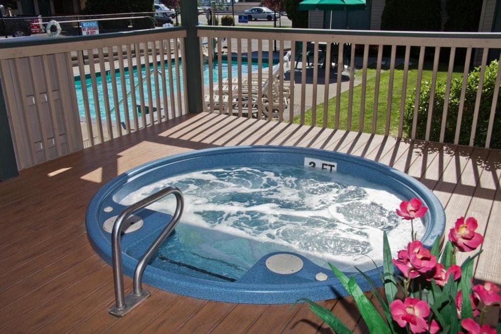 Poulsbo Inn & Suites gallery photo in Poulsbo, WA — image 15