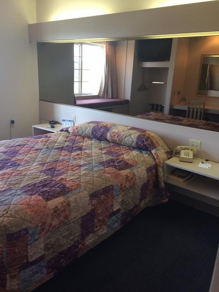 Microtel Inn by Wyndham Champaign property views in Champaign, IL — gallery photo 3