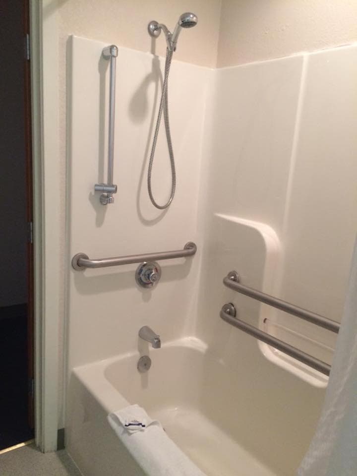 Microtel Inn by Wyndham Champaign gallery photo in Champaign, IL — image 42