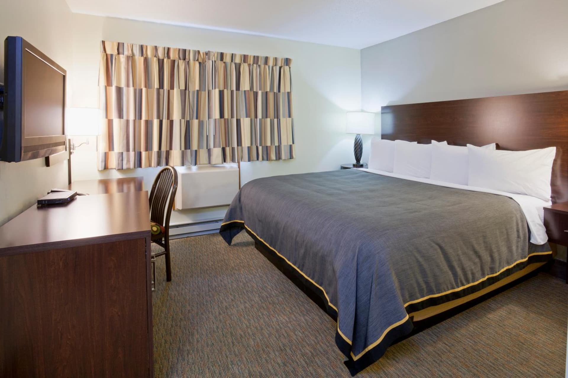 Fargo Inn and Suites gallery photo in Fargo, ND — image 7