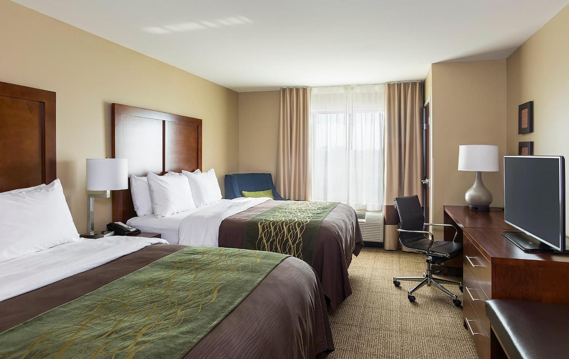 Comfort Inn & Suites West - Medical Center gallery photo in Rochester, MN — image 5