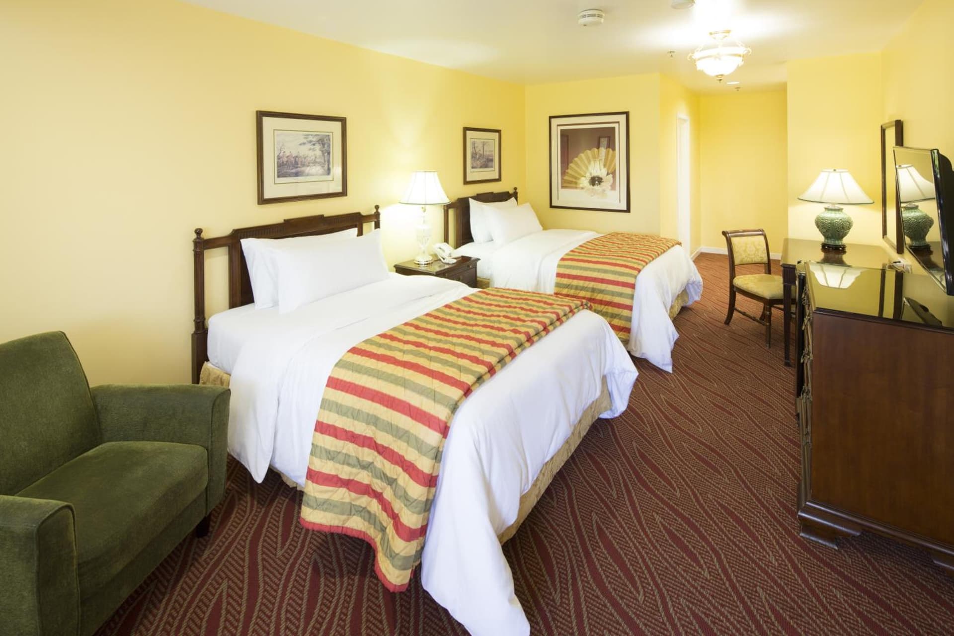 Campbell Inn Silicon Valley interior in Campbell, CA — gallery photo 2