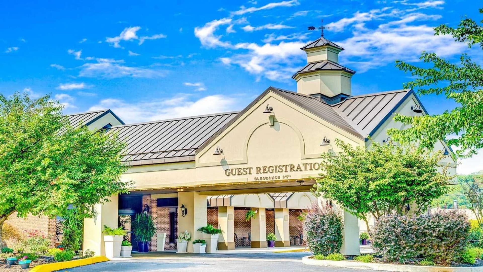 Wyndham Garden York gallery photo in York, PA — image 32