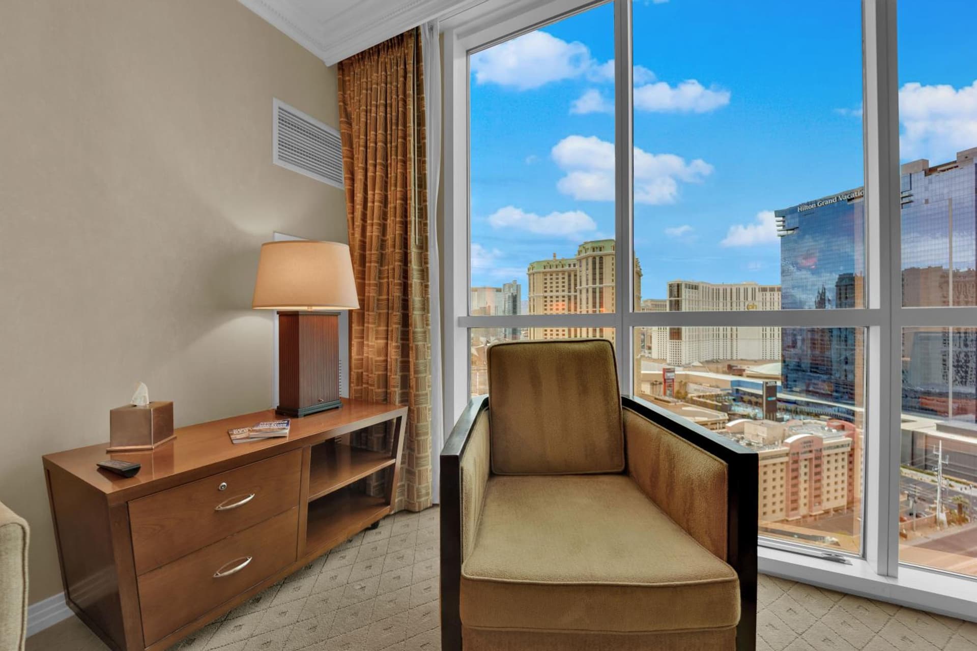 Mirai MGM Signature gallery photo in Paradise, NV — image 6