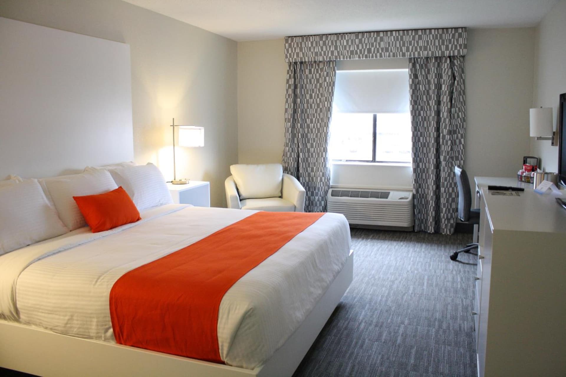 Schoenbrunn Inn gallery photo in New Philadelphia, OH — image 40