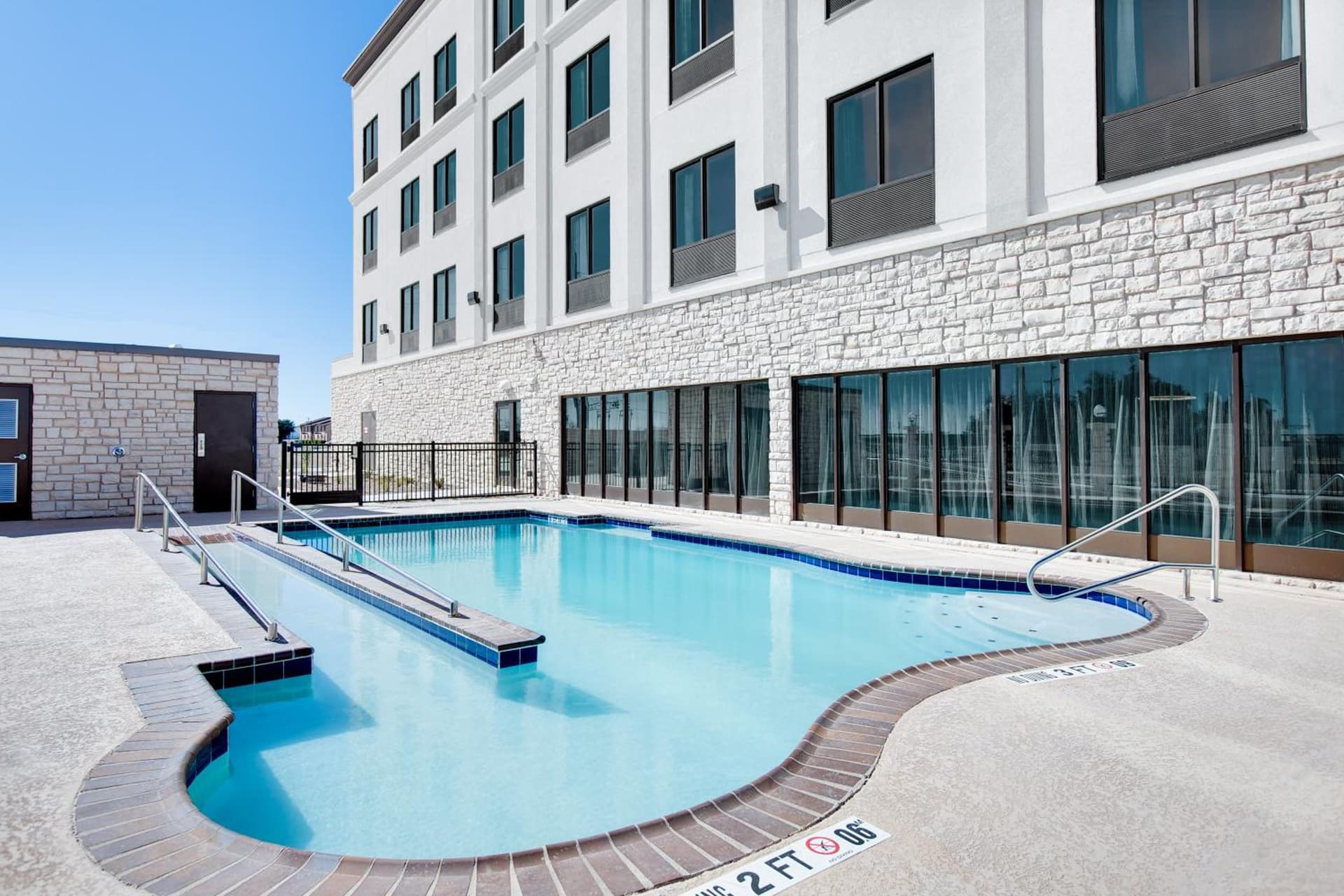 Wingate by Wyndham San Angelo gallery photo in San Angelo, TX — image 6