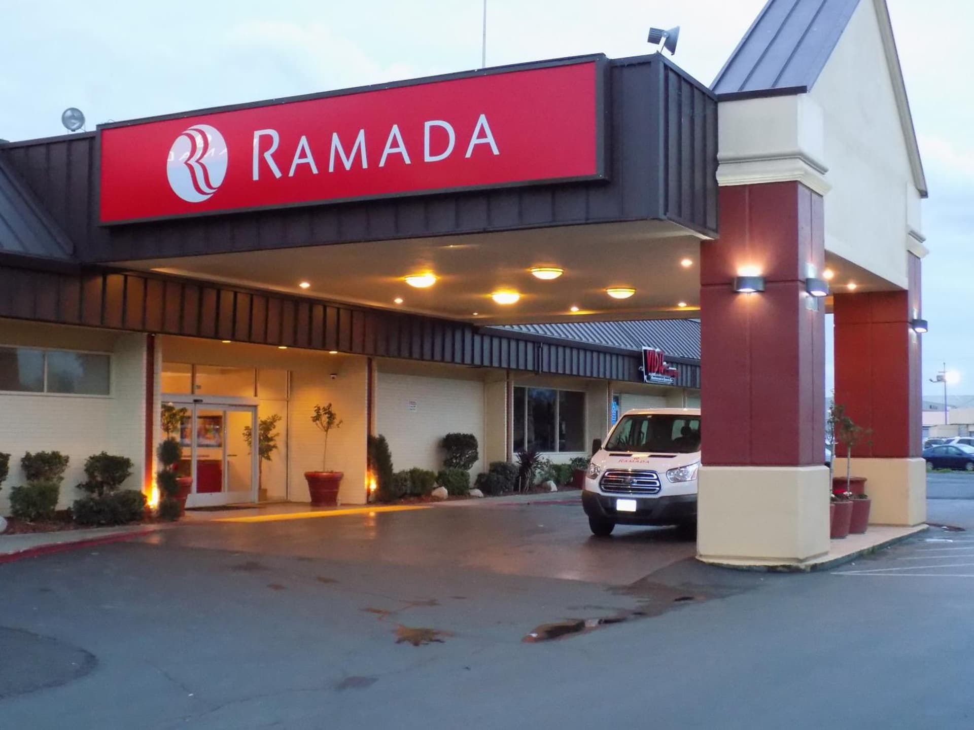 Ramada by Wyndham Sacramento gallery photo in Sacramento, CA — image 28