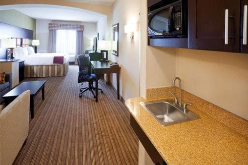Holiday Inn Express Hotel & Suites Dallas West by IHG interior in Dallas, TX — gallery photo 2