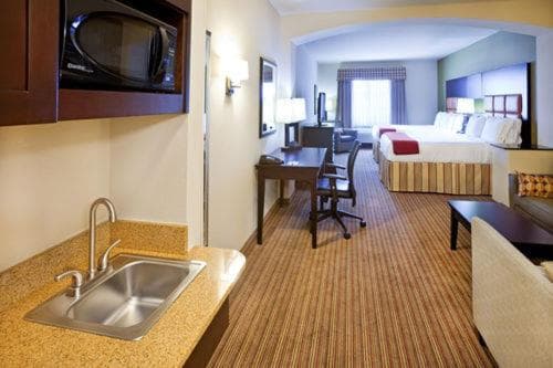 Holiday Inn Express Hotel & Suites Dallas West by IHG gallery photo in Dallas, TX — image 11