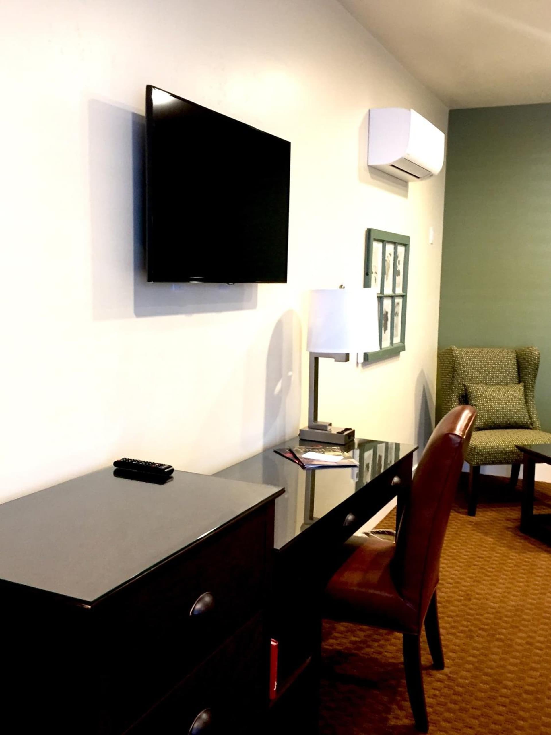 Rest Hotel Plymouth gallery photo in Plymouth, CA — image 36