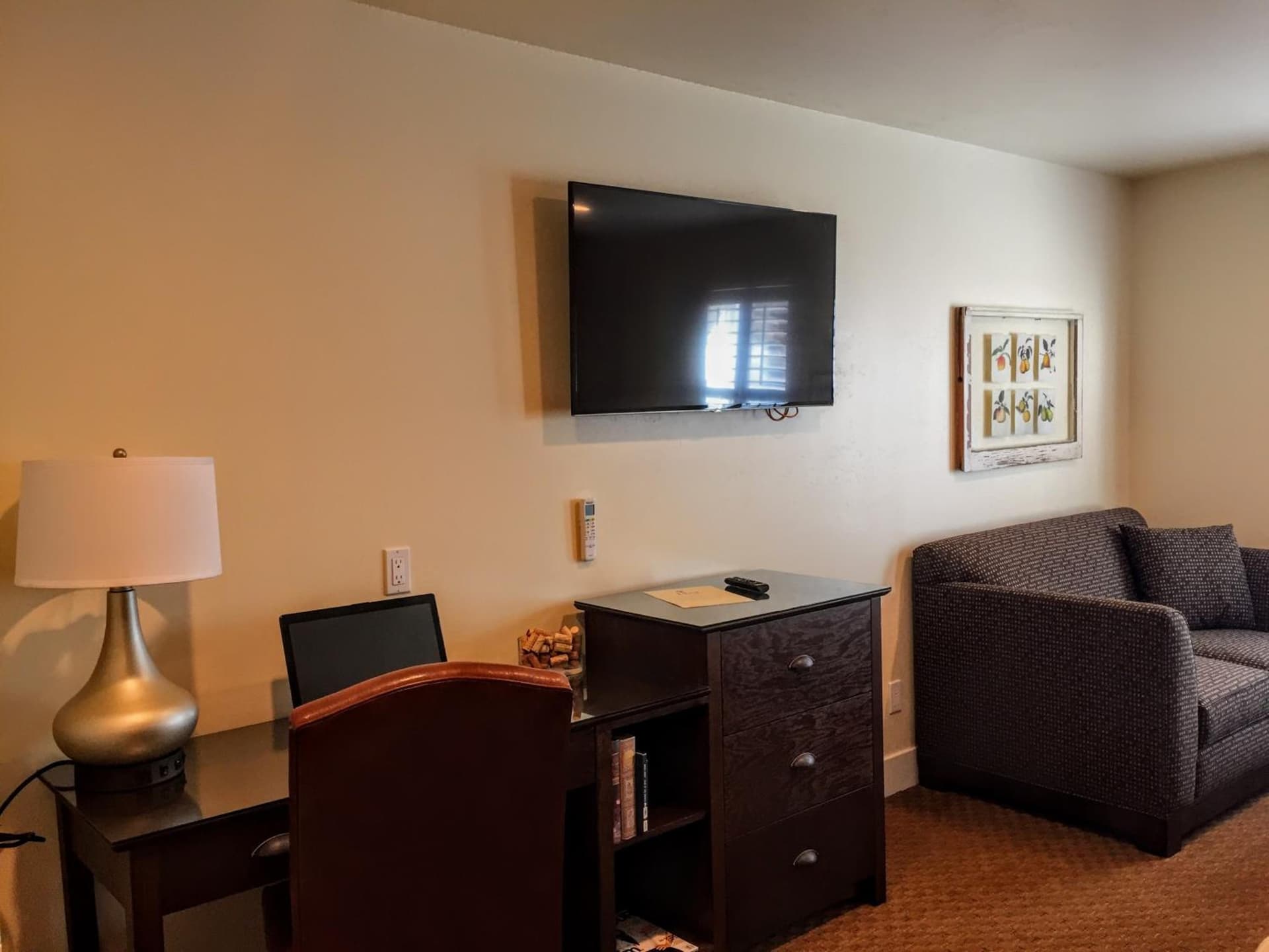 Rest Hotel Plymouth gallery photo in Plymouth, CA — image 31
