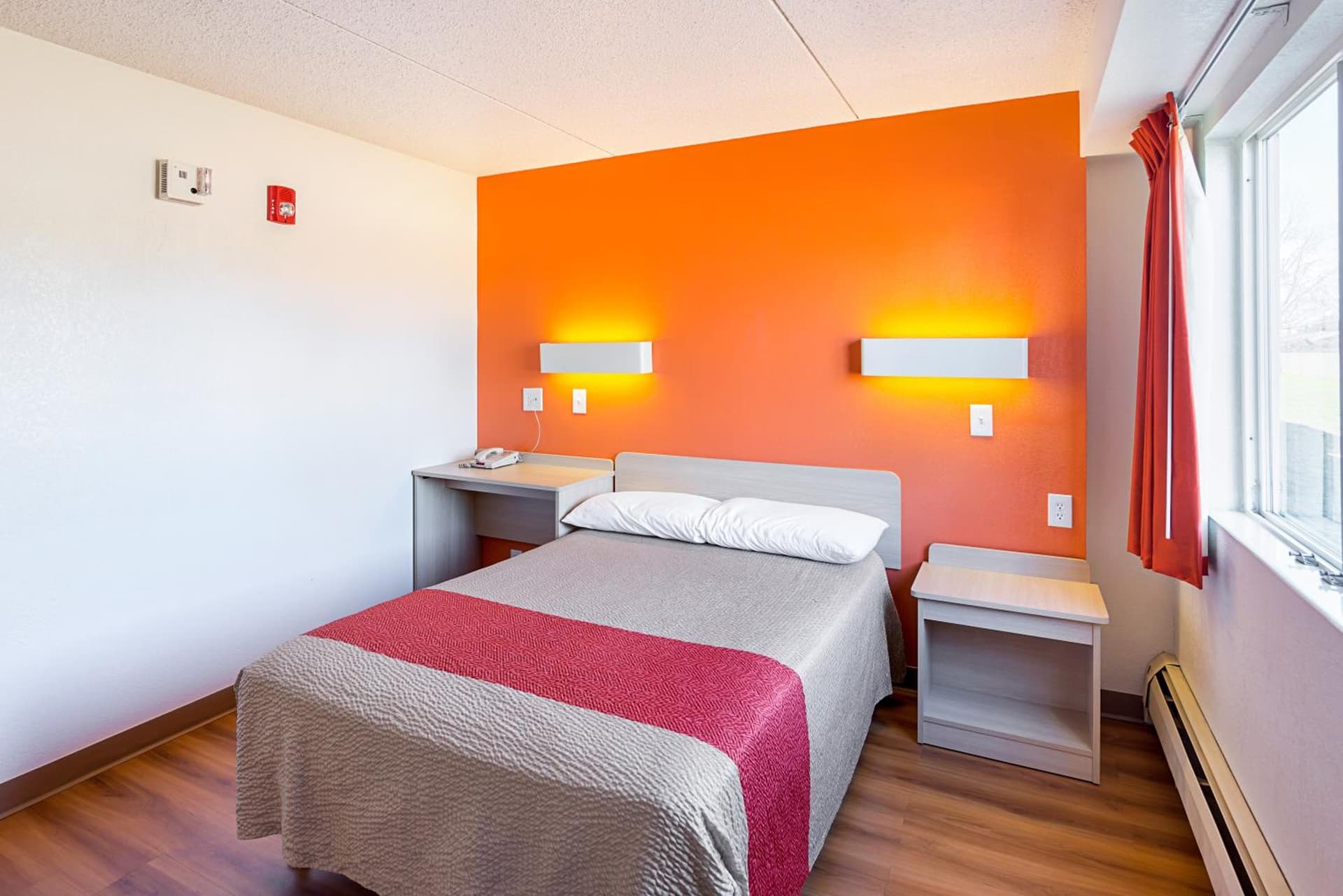 Motel 6-Spokane, WA - East property views in Spokane Valley, WA — gallery photo 3