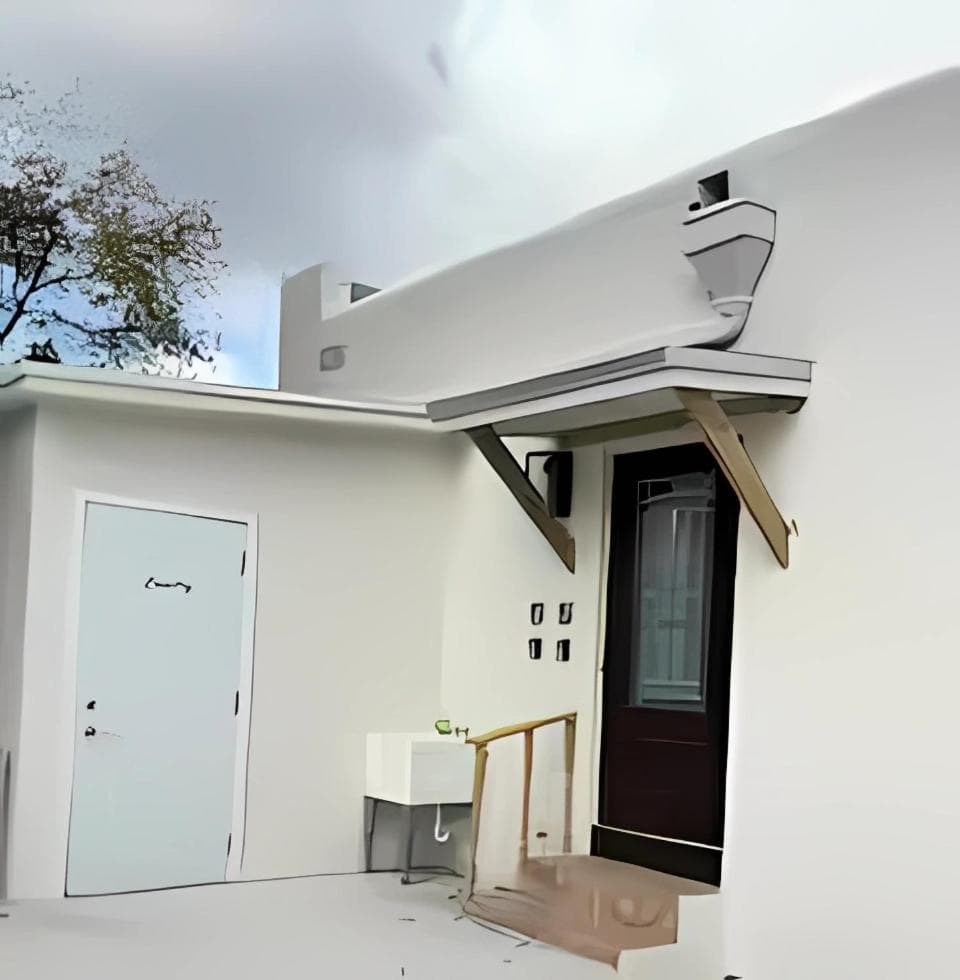 Gorgeous Private Room, near the Airport - Free parking - 01 interior in Miami, FL — gallery photo 2
