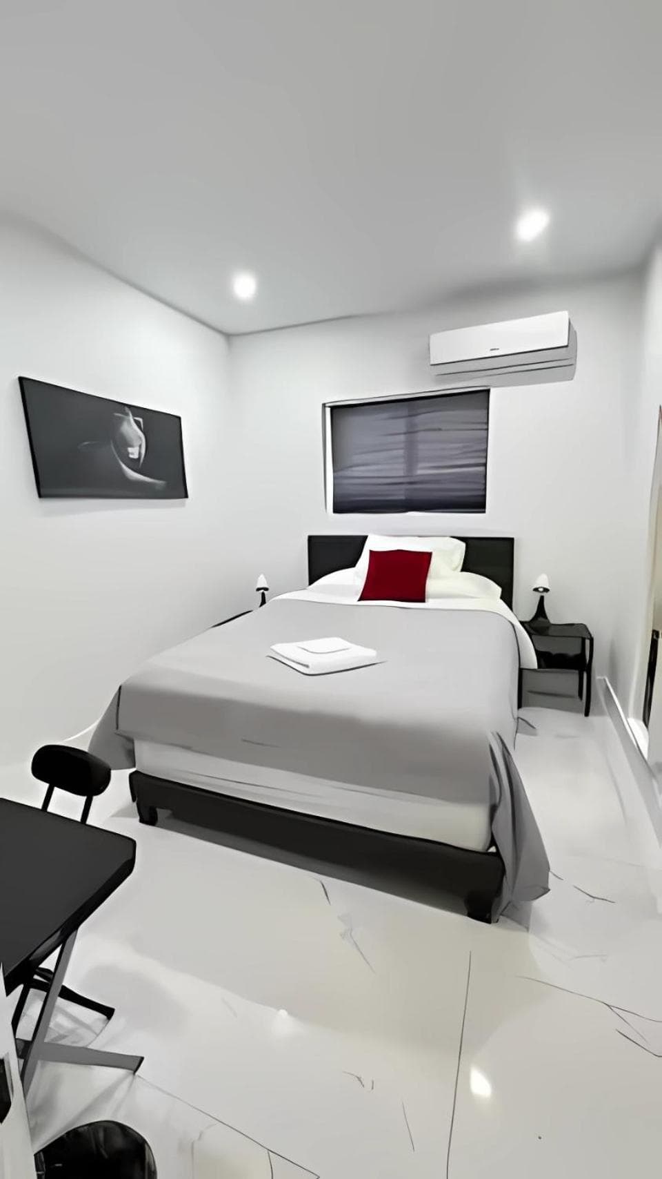 Cozy Private Room, near the Airport - Free parking - 01 featured exterior or lobby in Miami, FL — similar hotel