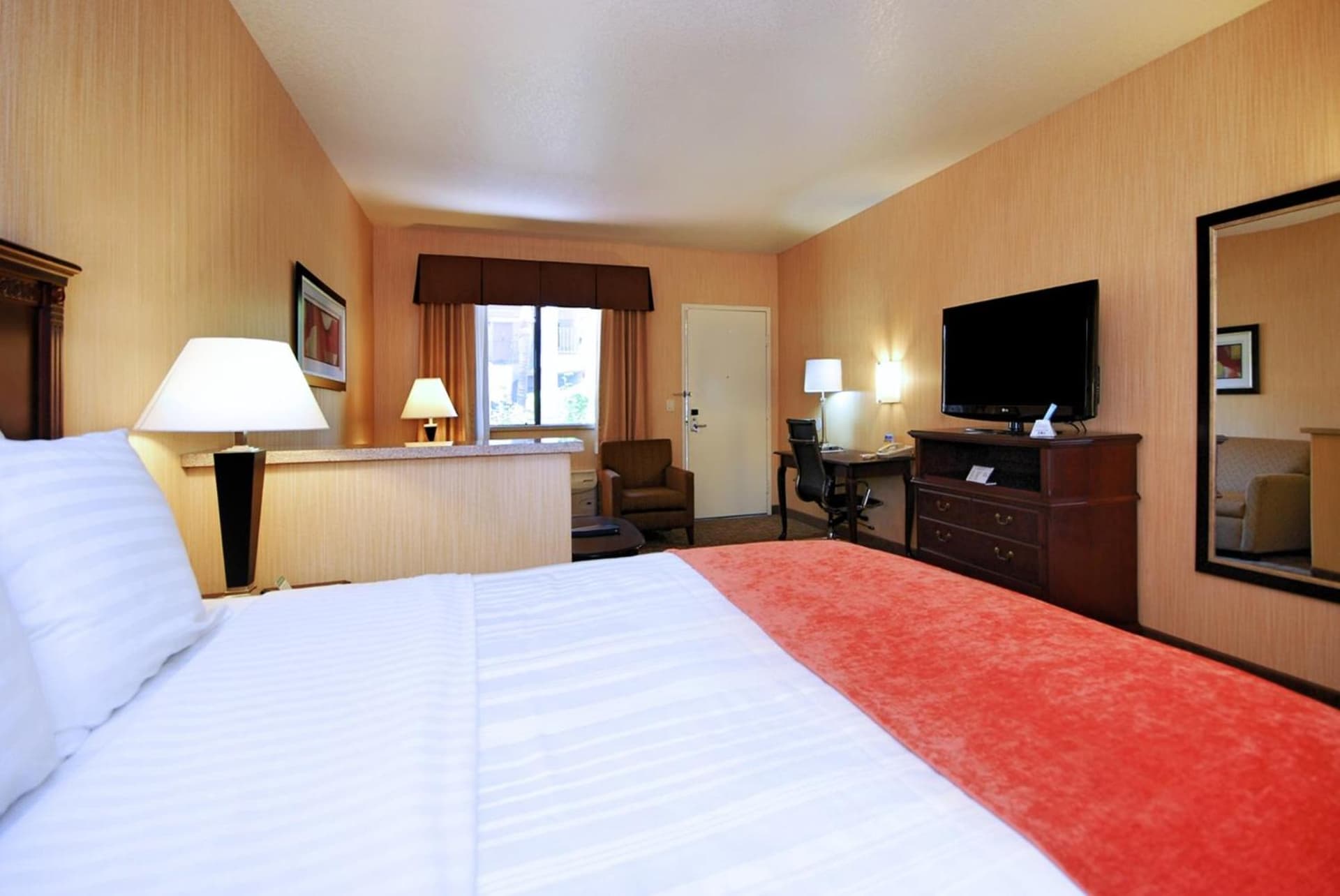 Best Western San Dimas Hotel & Suites gallery photo in San Dimas, CA — image 21