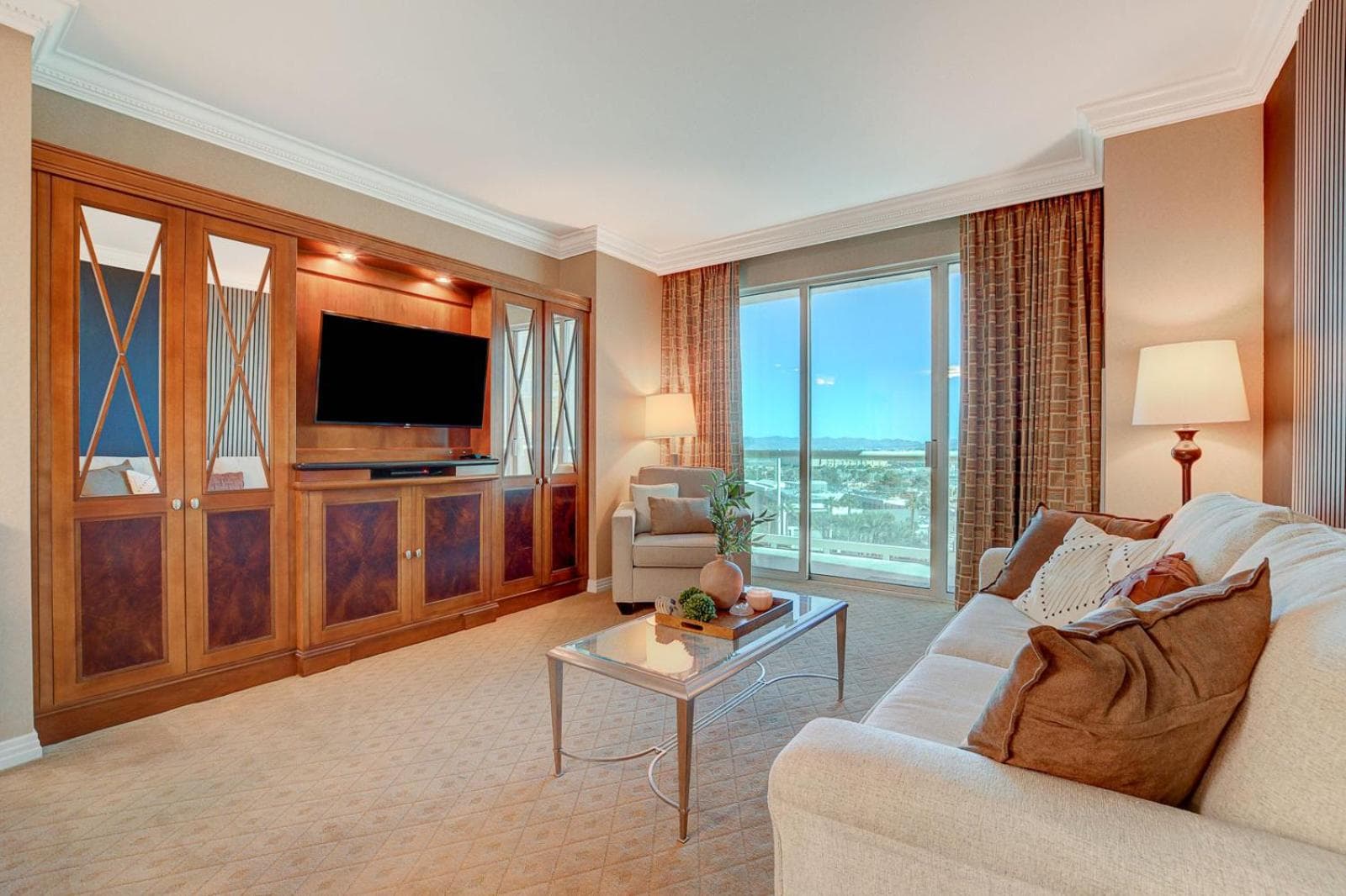 The Signature Escape at MGM Signature Tower 2 5 MIN WALK FROM F1 GRANDSTAND gallery photo in Paradise, NV — image 9