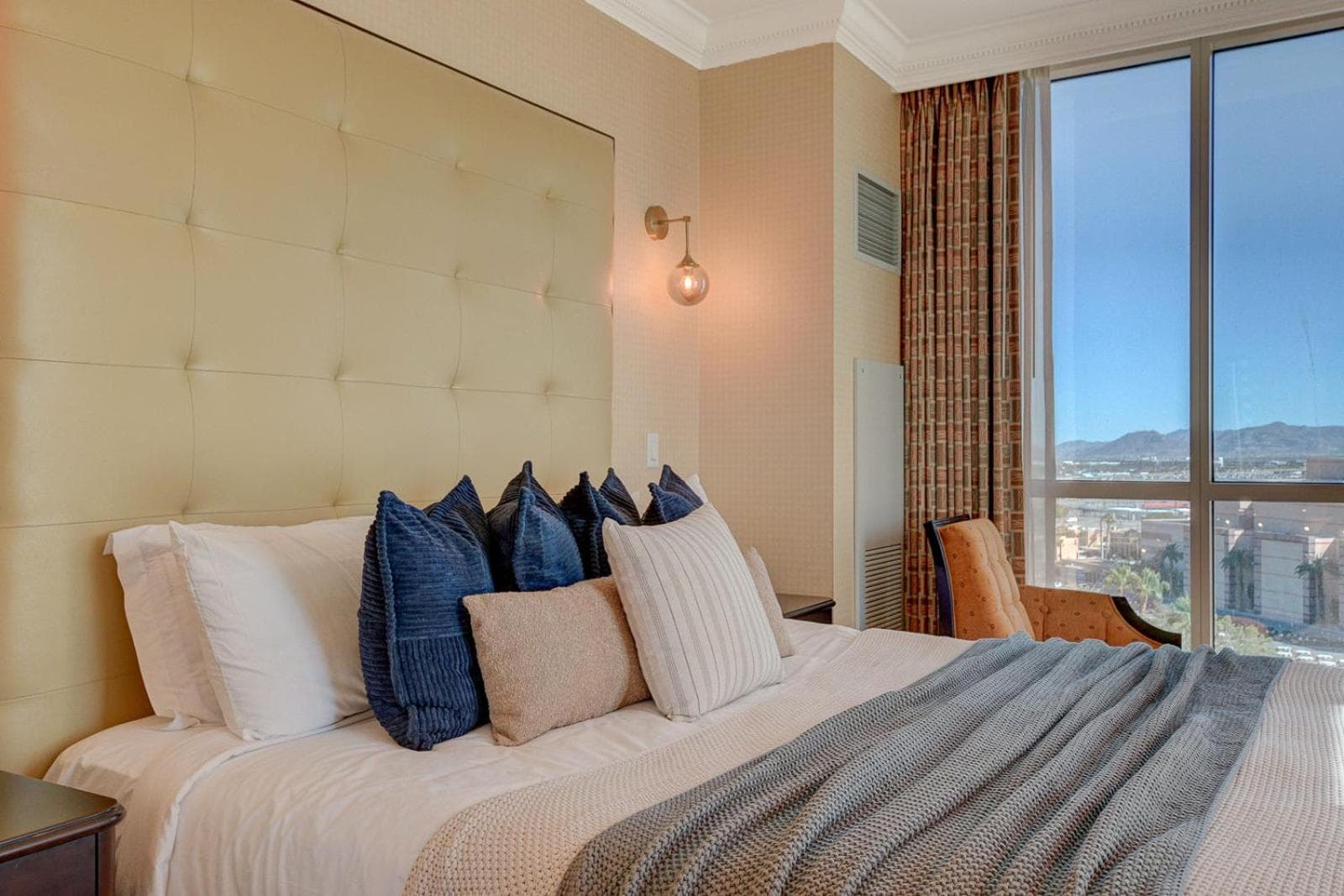 The Signature Escape at MGM Signature Tower 2 5 MIN WALK FROM F1 GRANDSTAND gallery photo in Paradise, NV — image 67