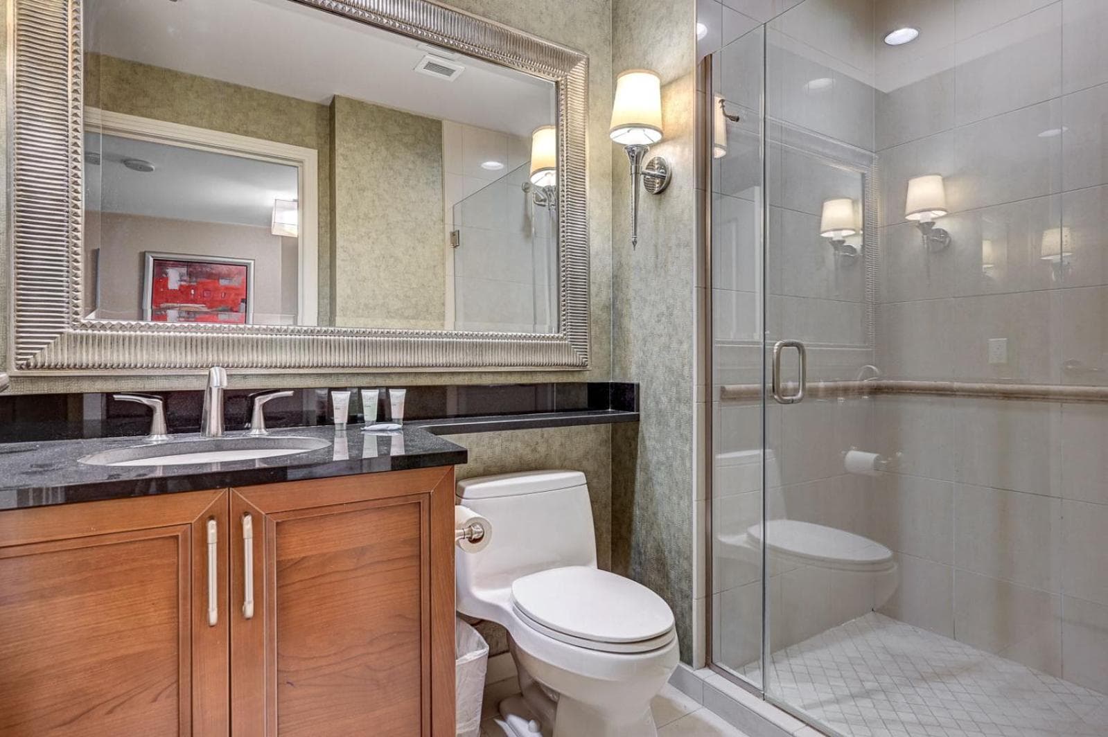 The Signature Escape at MGM Signature Tower 2 5 MIN WALK FROM F1 GRANDSTAND gallery photo in Paradise, NV — image 31