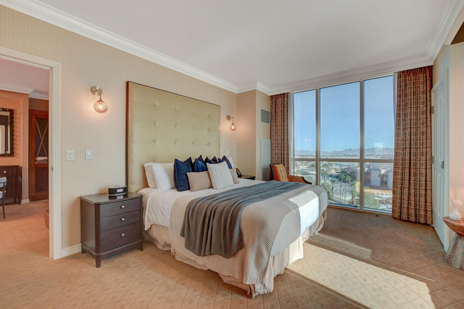 The Esme Suite at MGM Signature 5 MIN WALK FROM F1 GRANDSTAND Located at Tower 2 gallery photo in Paradise, NV — image 19