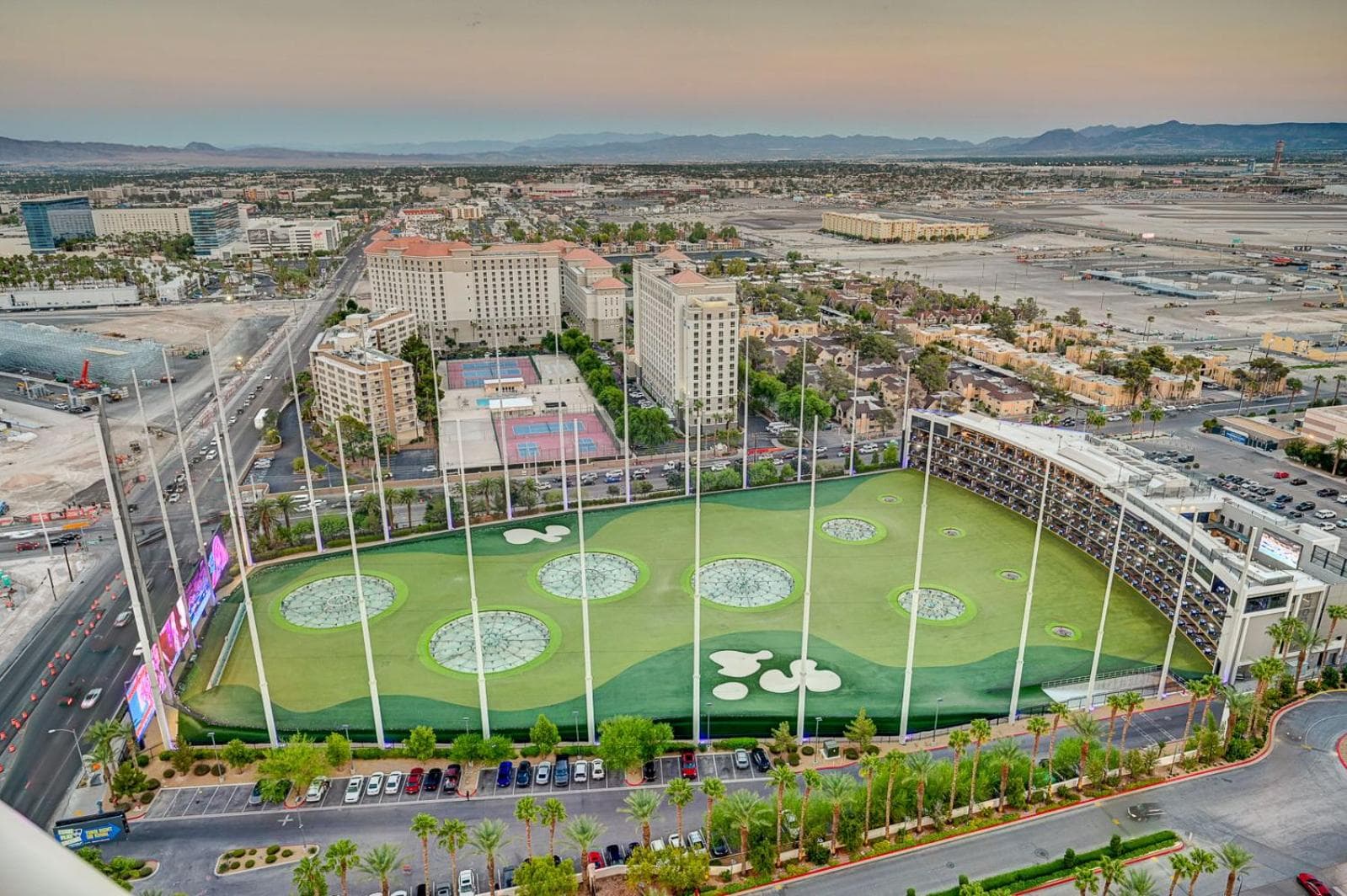 The Esme Suite at MGM Signature 5 MIN WALK FROM F1 GRANDSTAND Located at Tower 2 gallery photo in Paradise, NV — image 44