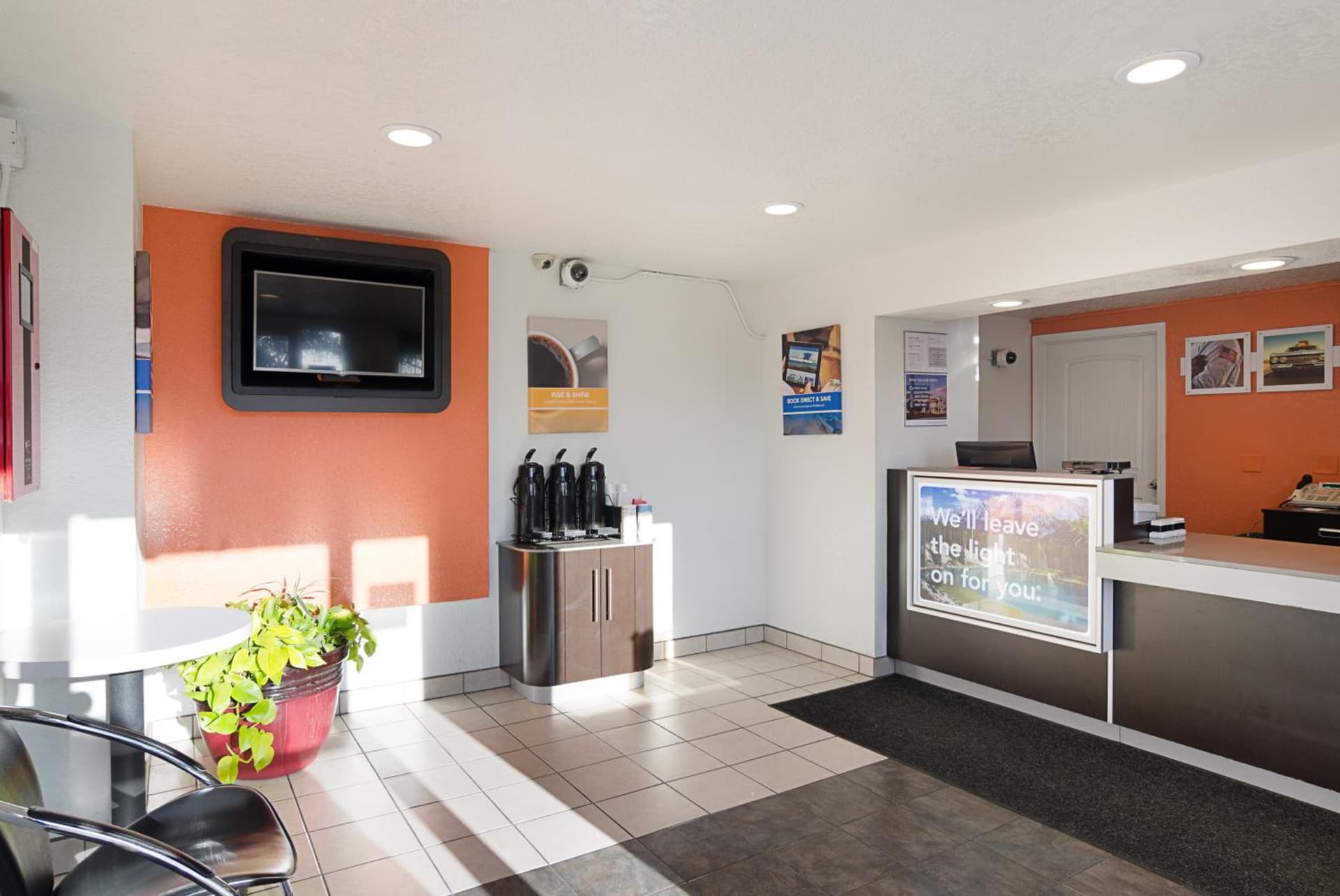 Motel 6- Denver, CO Downtown gallery photo in Denver, CO — image 5