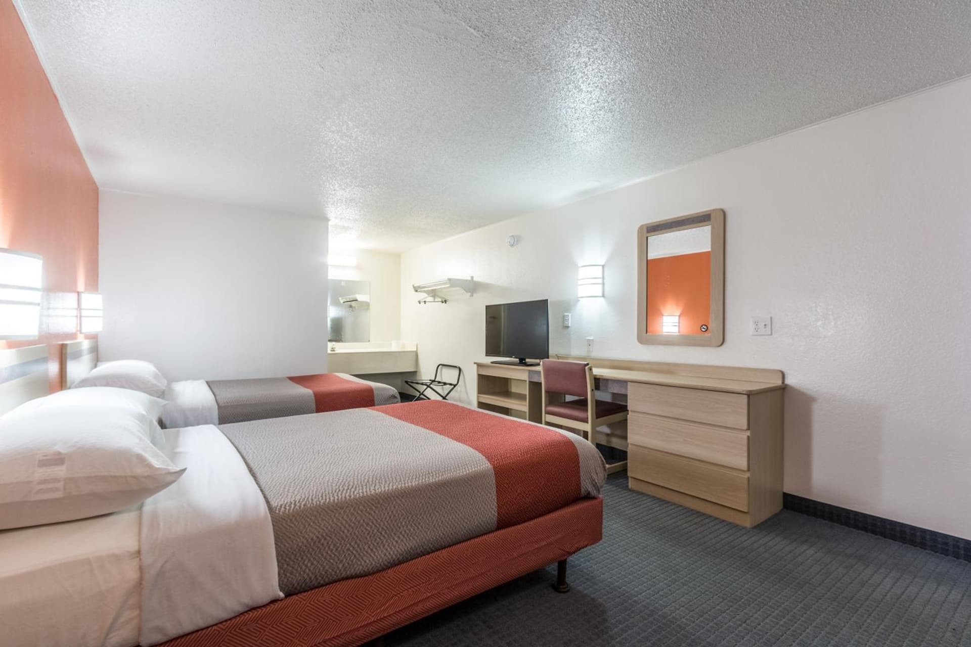 Travelodge by Wyndham Lansing gallery photo in Lansing, MI — image 33
