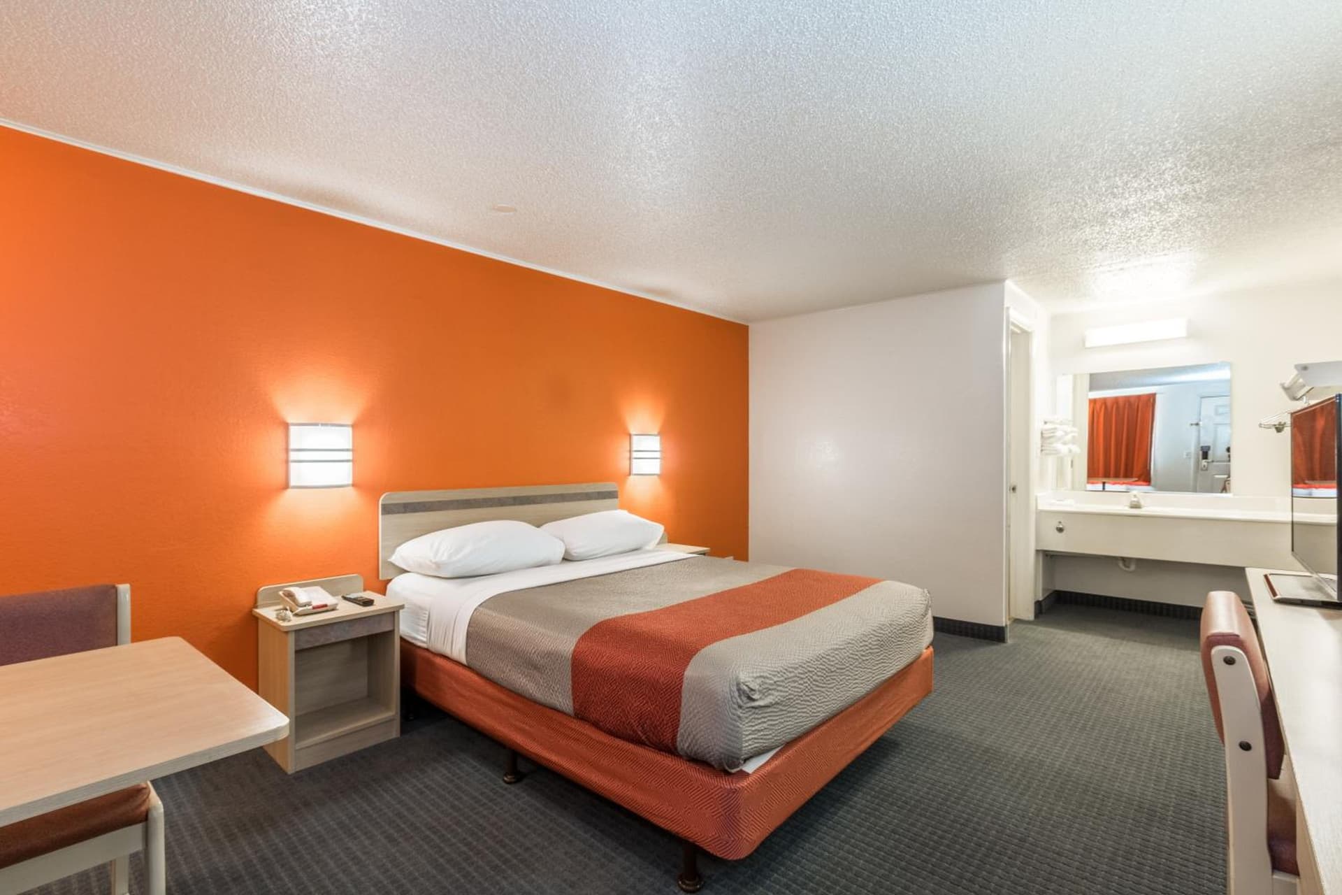 Travelodge by Wyndham Lansing gallery photo in Lansing, MI — image 12