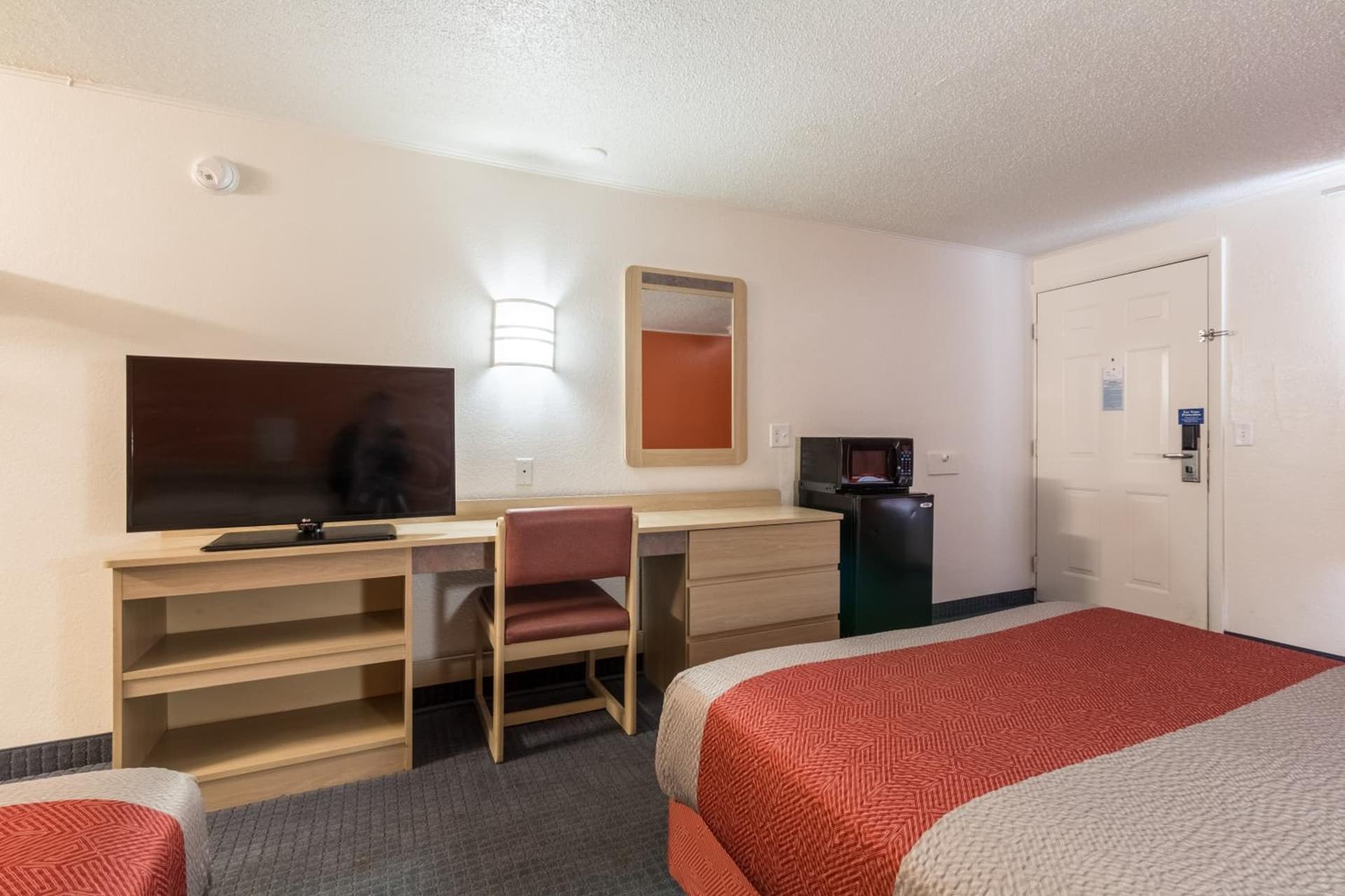 Travelodge by Wyndham Lansing gallery photo in Lansing, MI — image 34