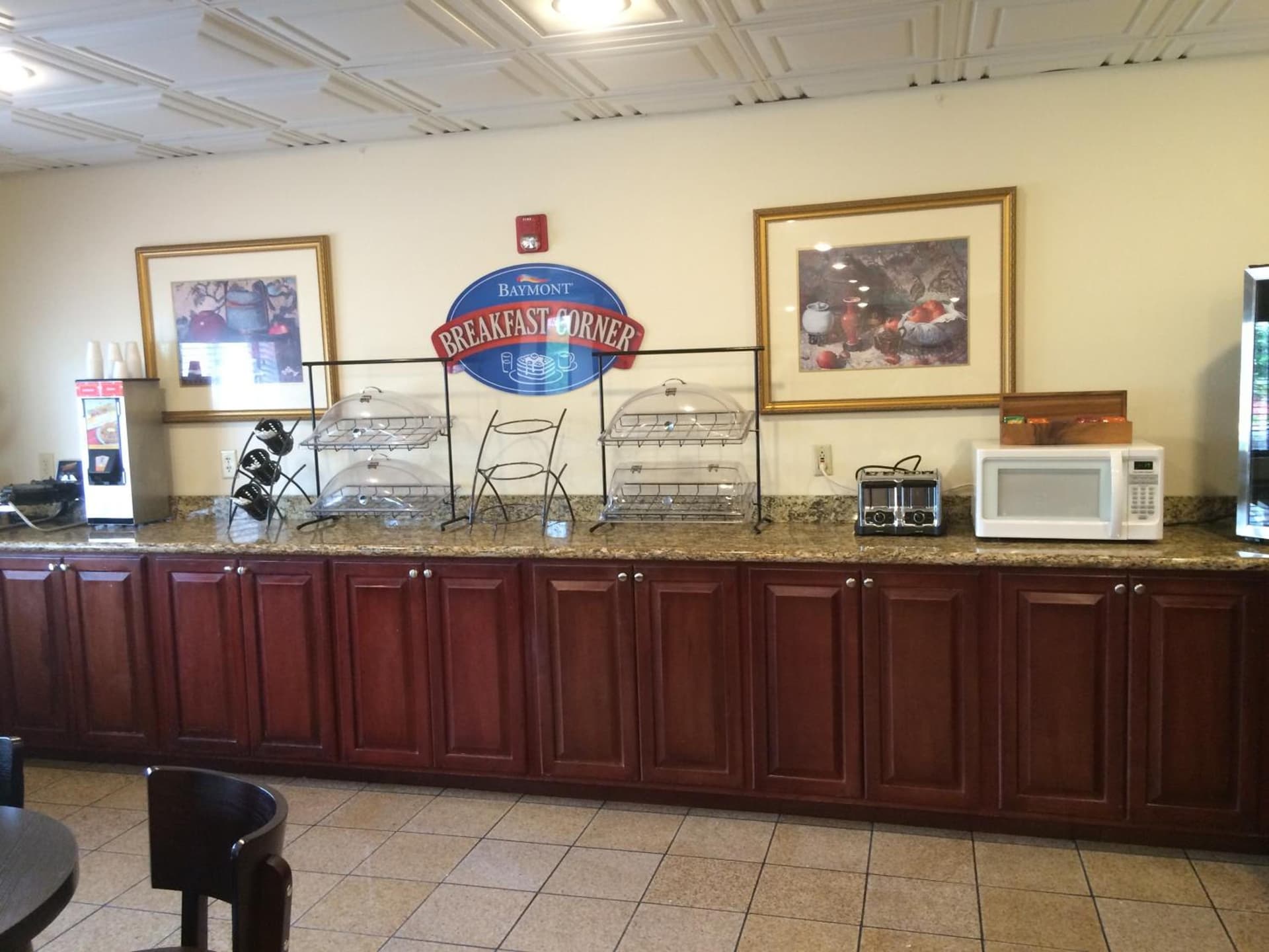 Baymont by Wyndham Columbia Fort Jackson gallery photo in Columbia, SC — image 37