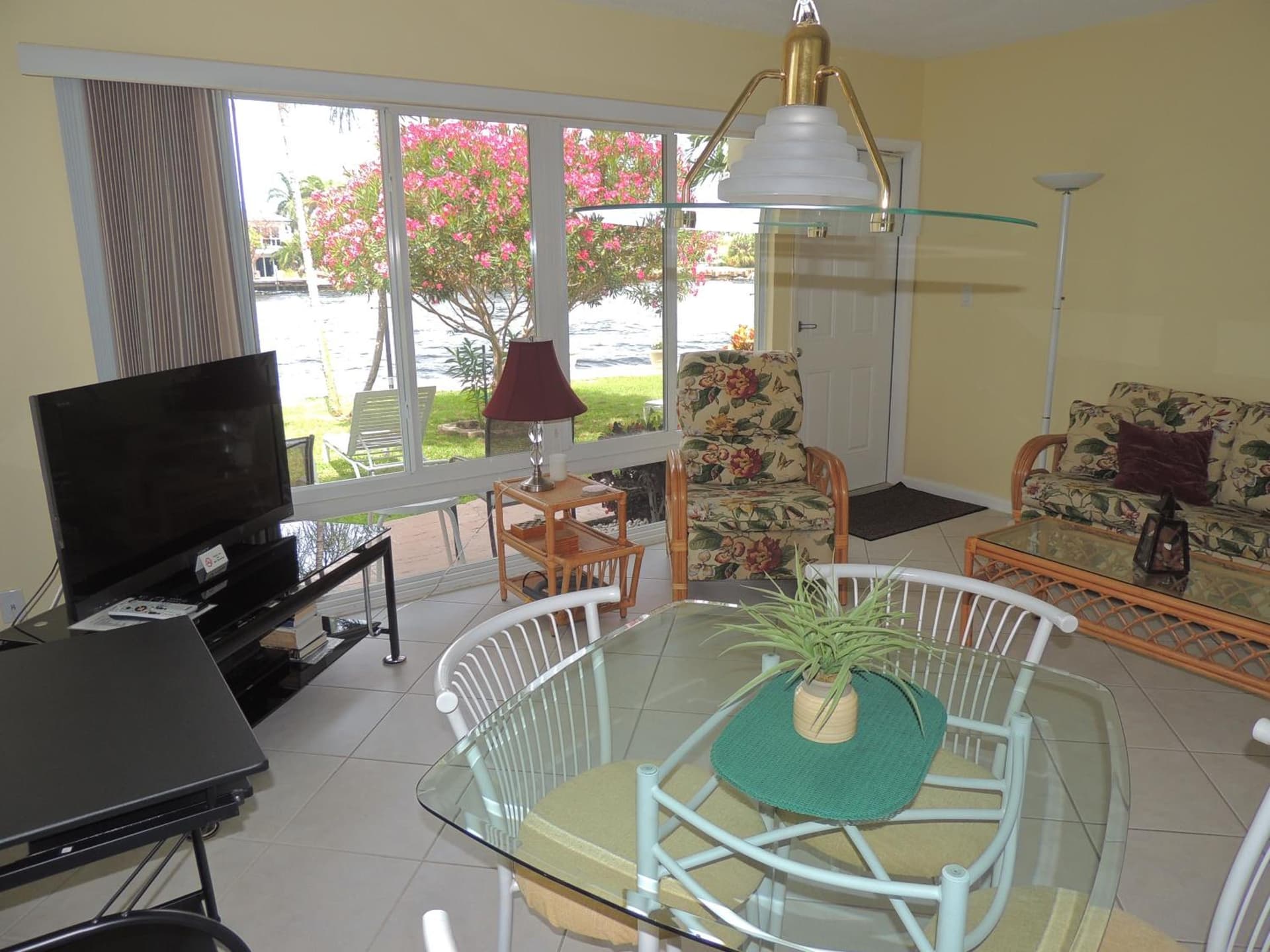 Aqua Mar Condos gallery photo in Pompano Beach, FL — image 26