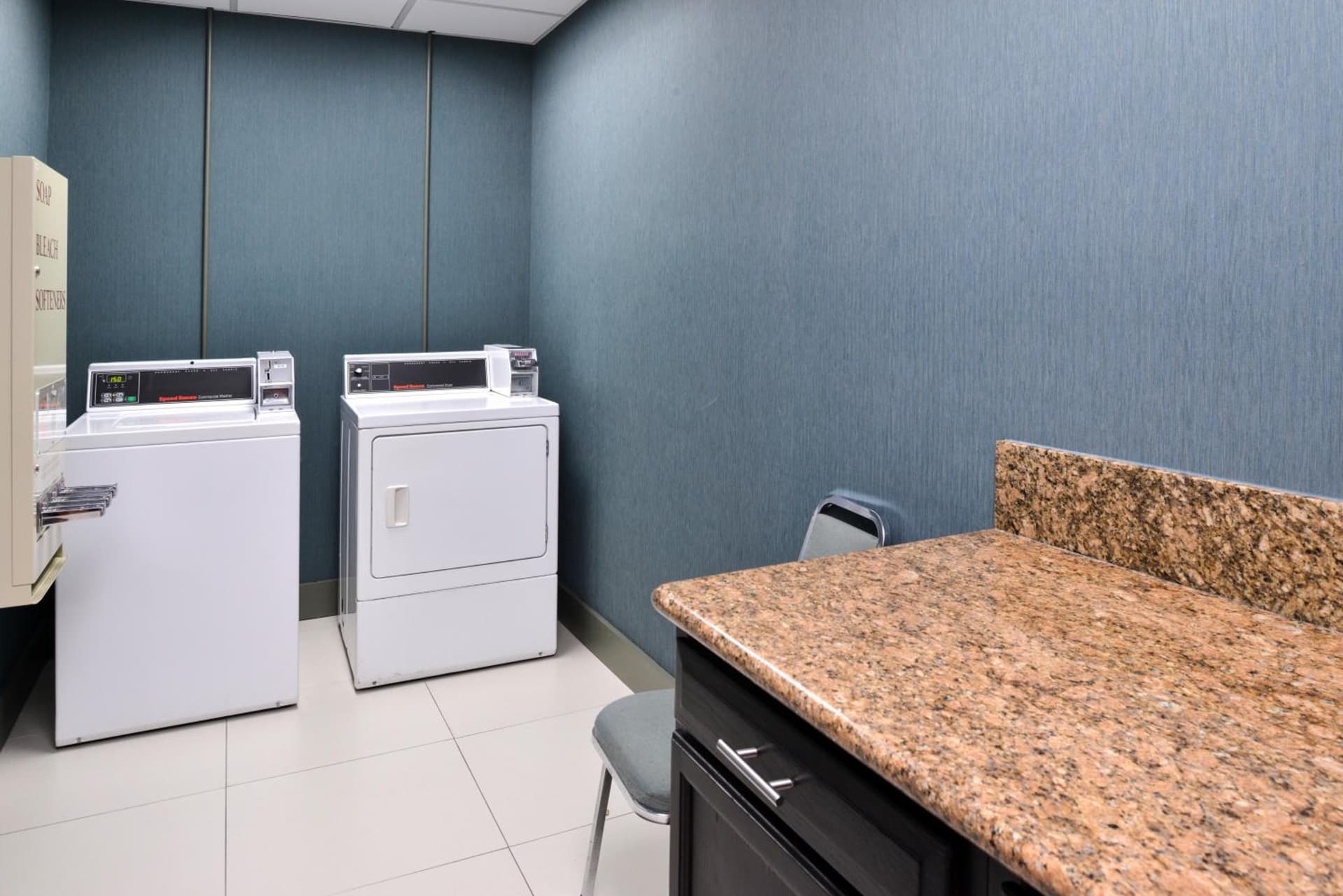 Country Inn & Suites by Radisson Nashville Airport TN gallery photo in Nashville, TN — image 22