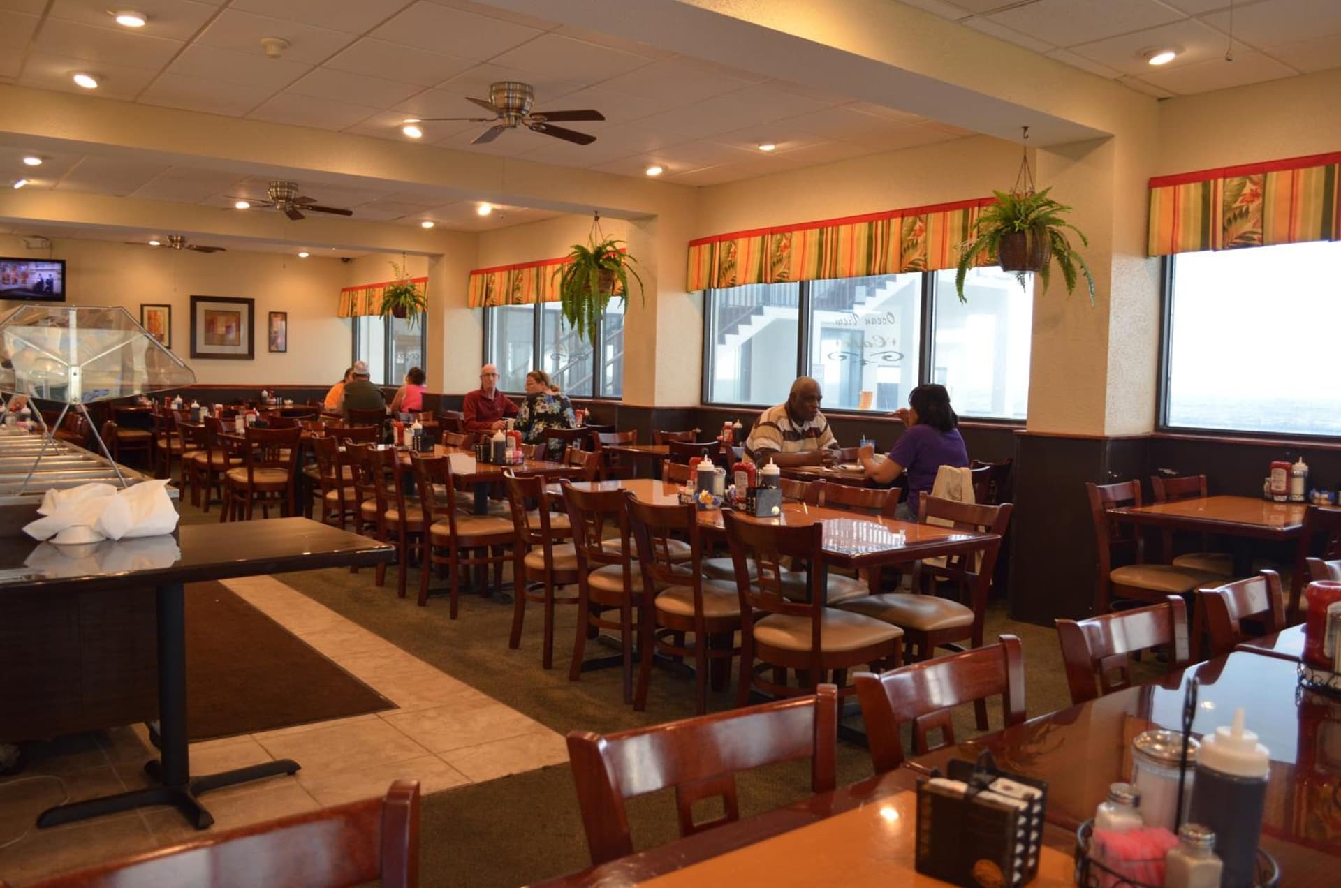 Holiday Sands South gallery photo in Myrtle Beach, SC — image 59